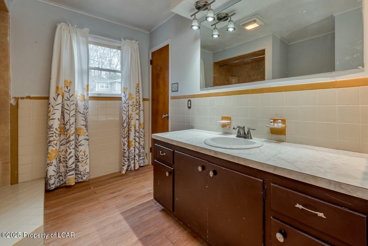 40 S Center Street, Shavertown, Texas image 13