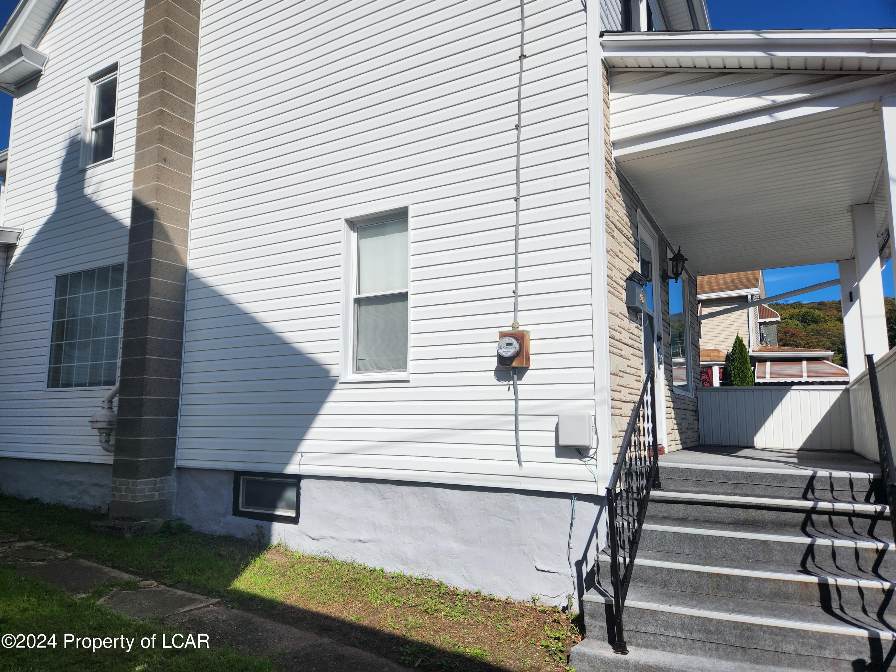 132 Lauderburn Avenue, Weatherly, Pennsylvania image 7