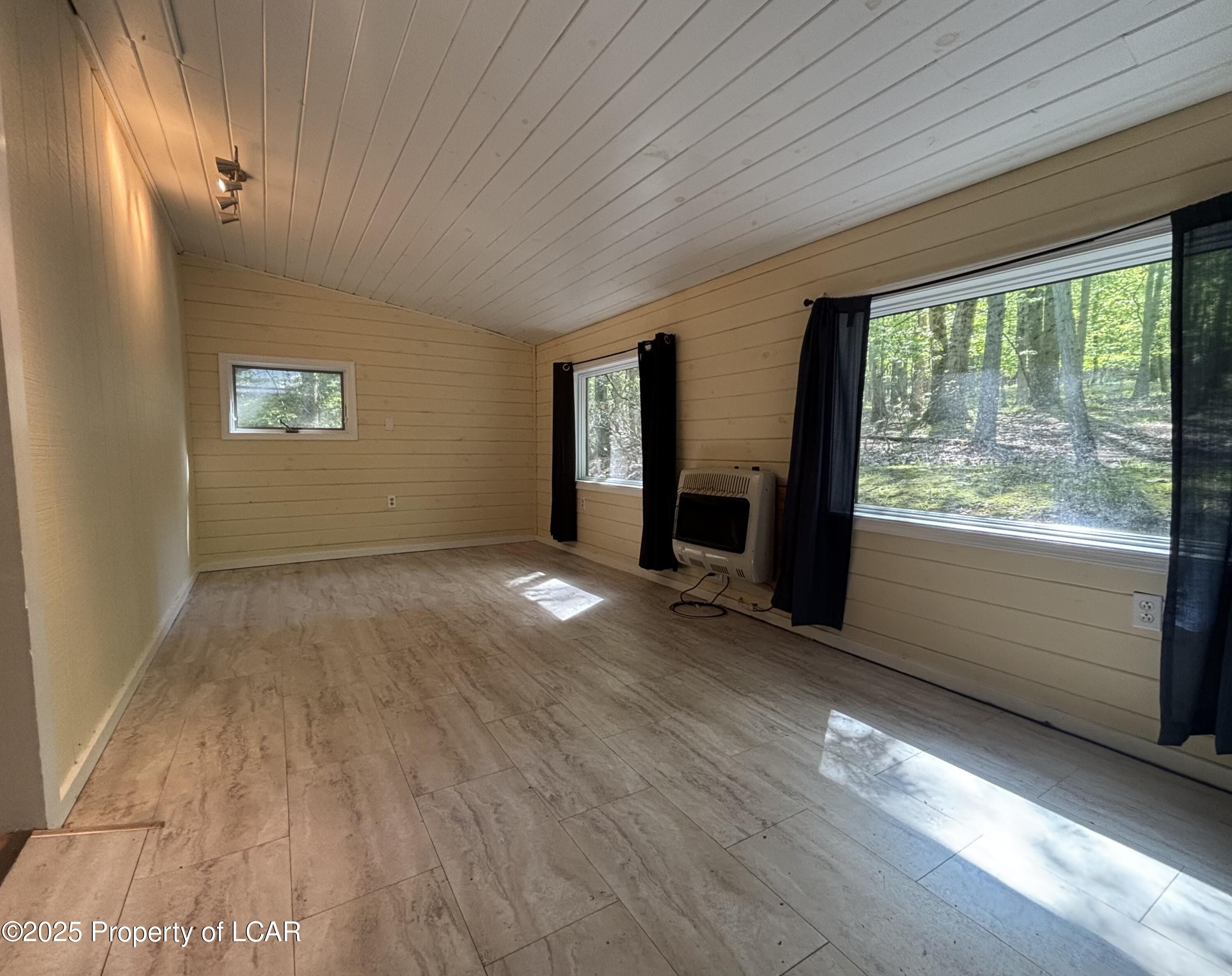 1098 Woodhaven Drive, White Haven, Alaska image 2