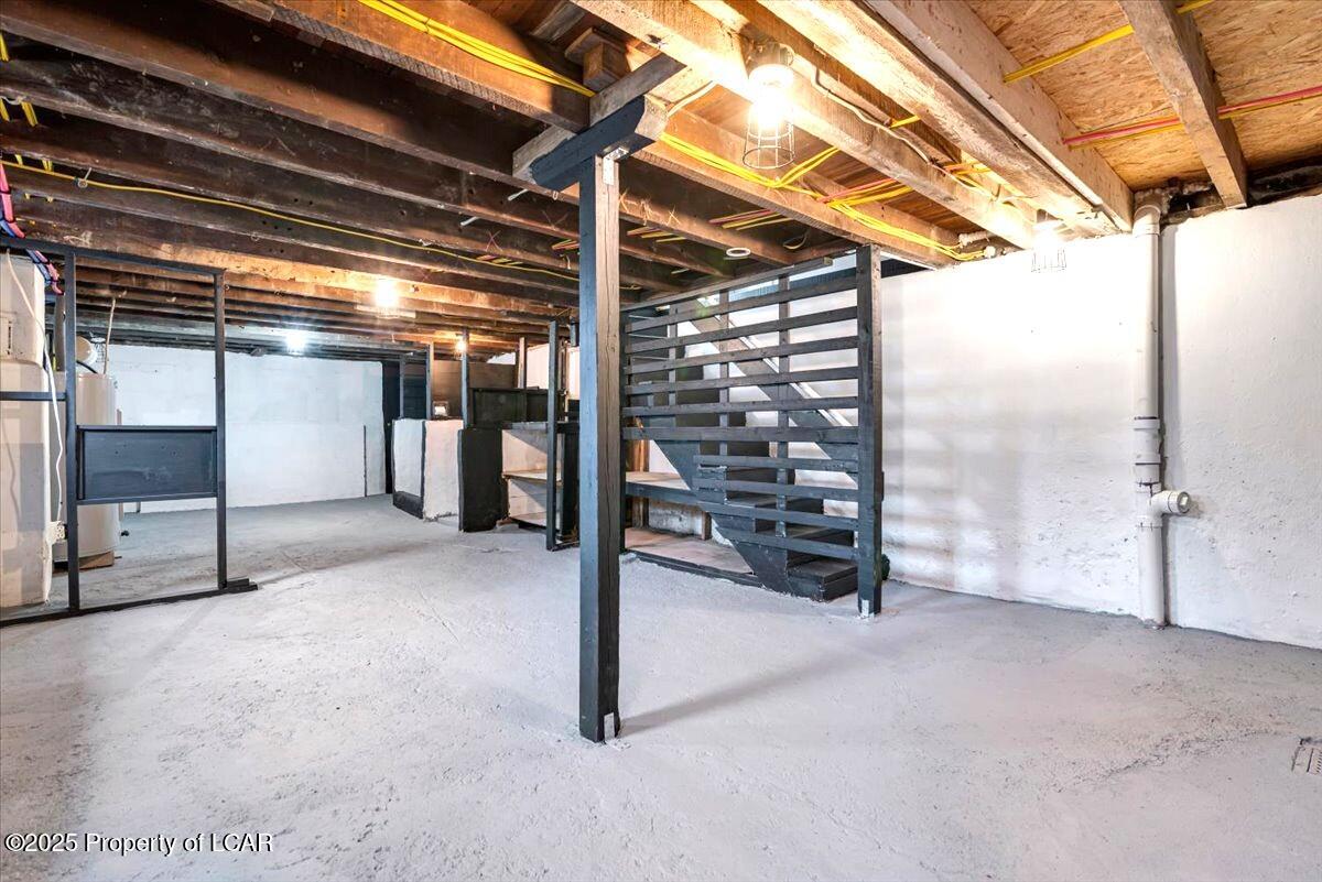 1075 S James Street, Hazle Twp, Texas image 36