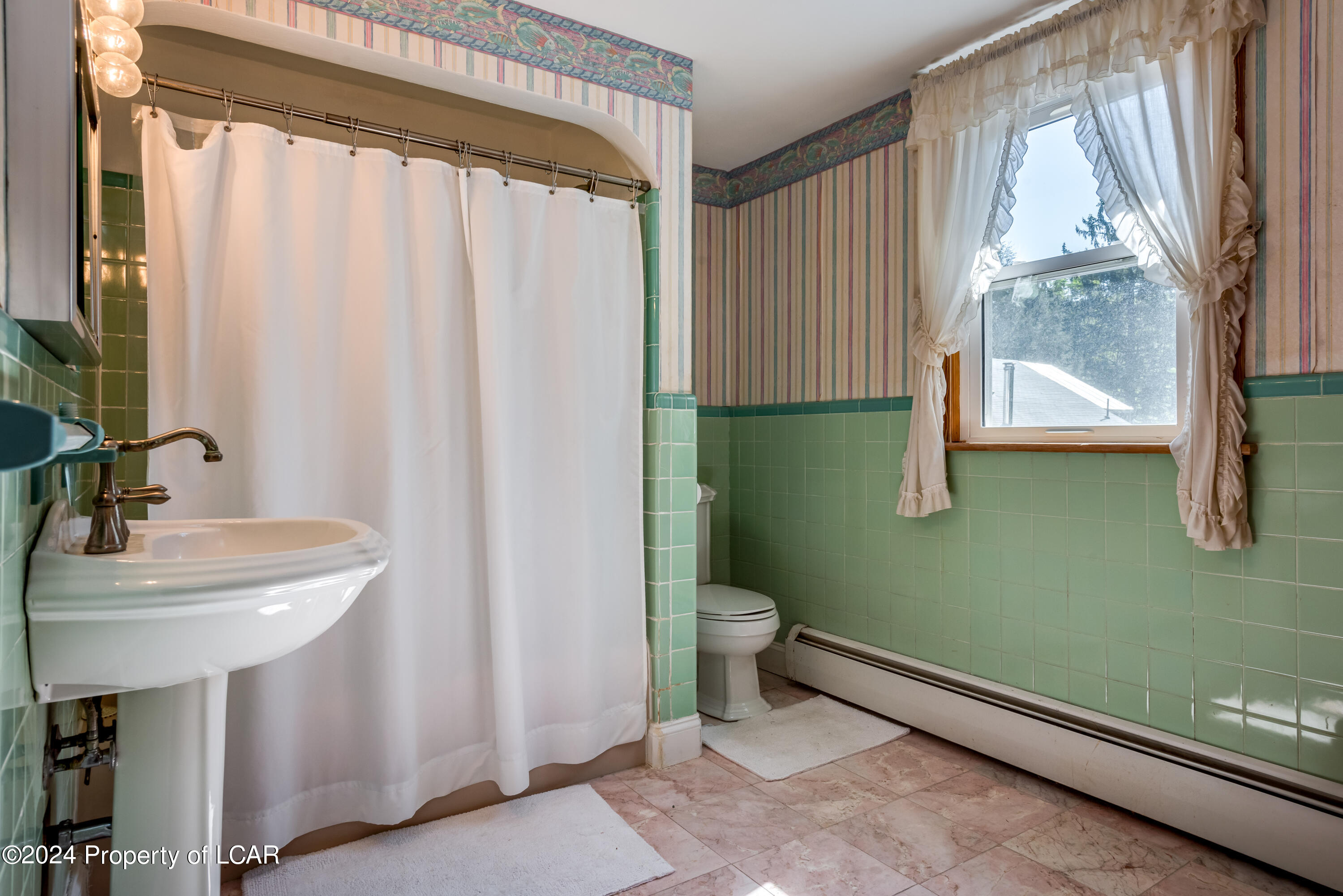 1675 Chase Road, Shavertown, Pennsylvania image 17