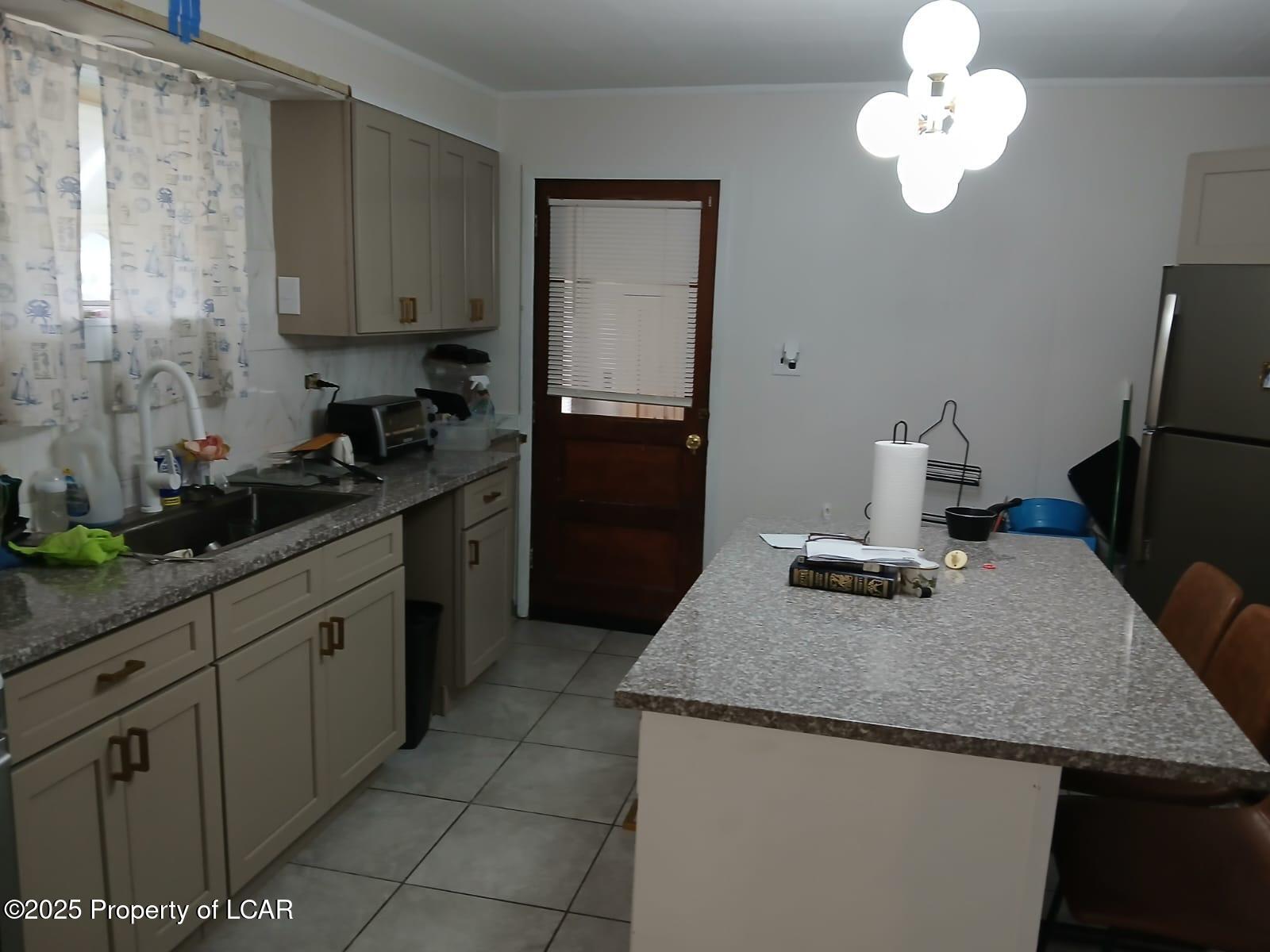 623 W Green Street, Hazle Twp, Idaho image 9