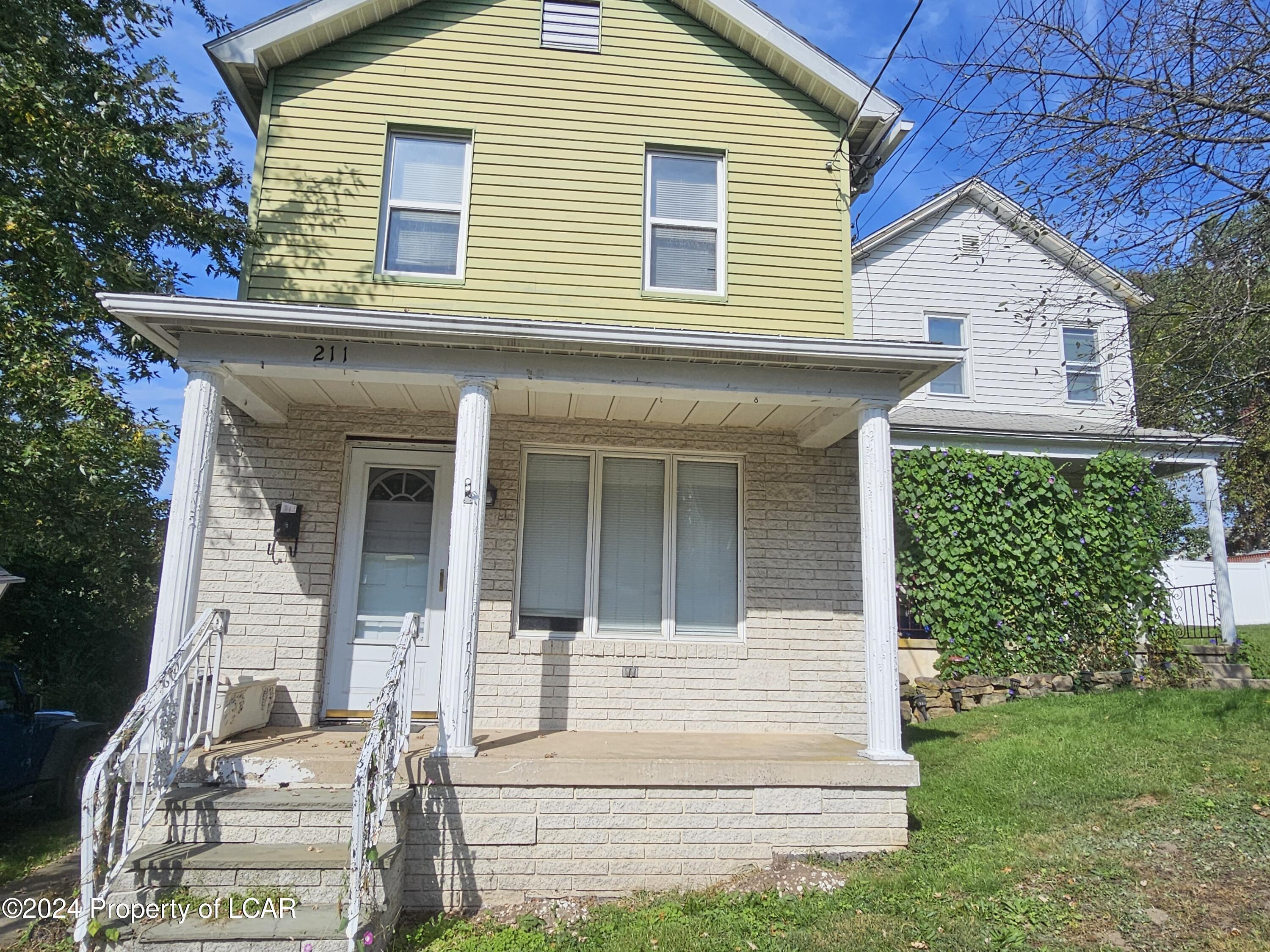 211 Everett Avenue, Scranton, Pennsylvania image 1