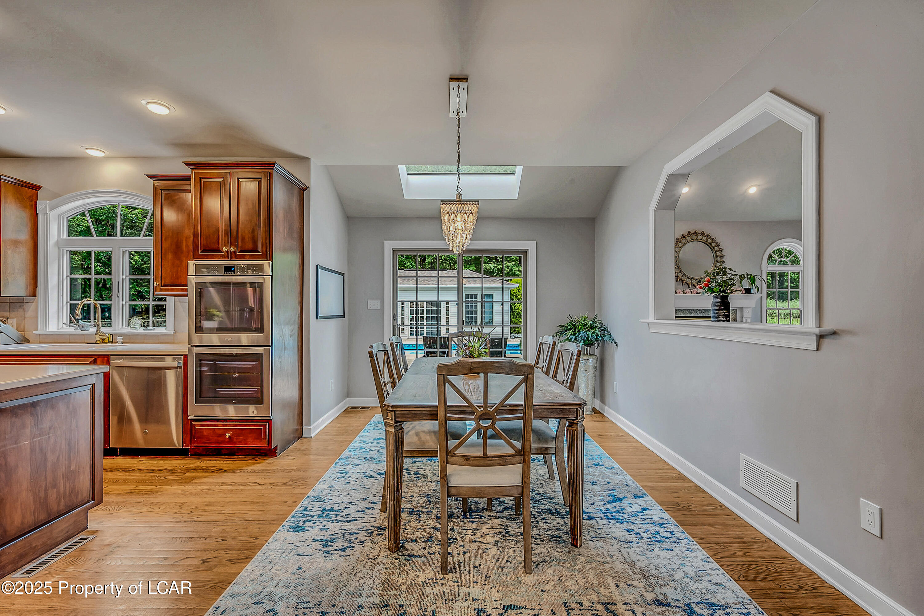 46 S White Tail Drive, Dallas, Texas image 16
