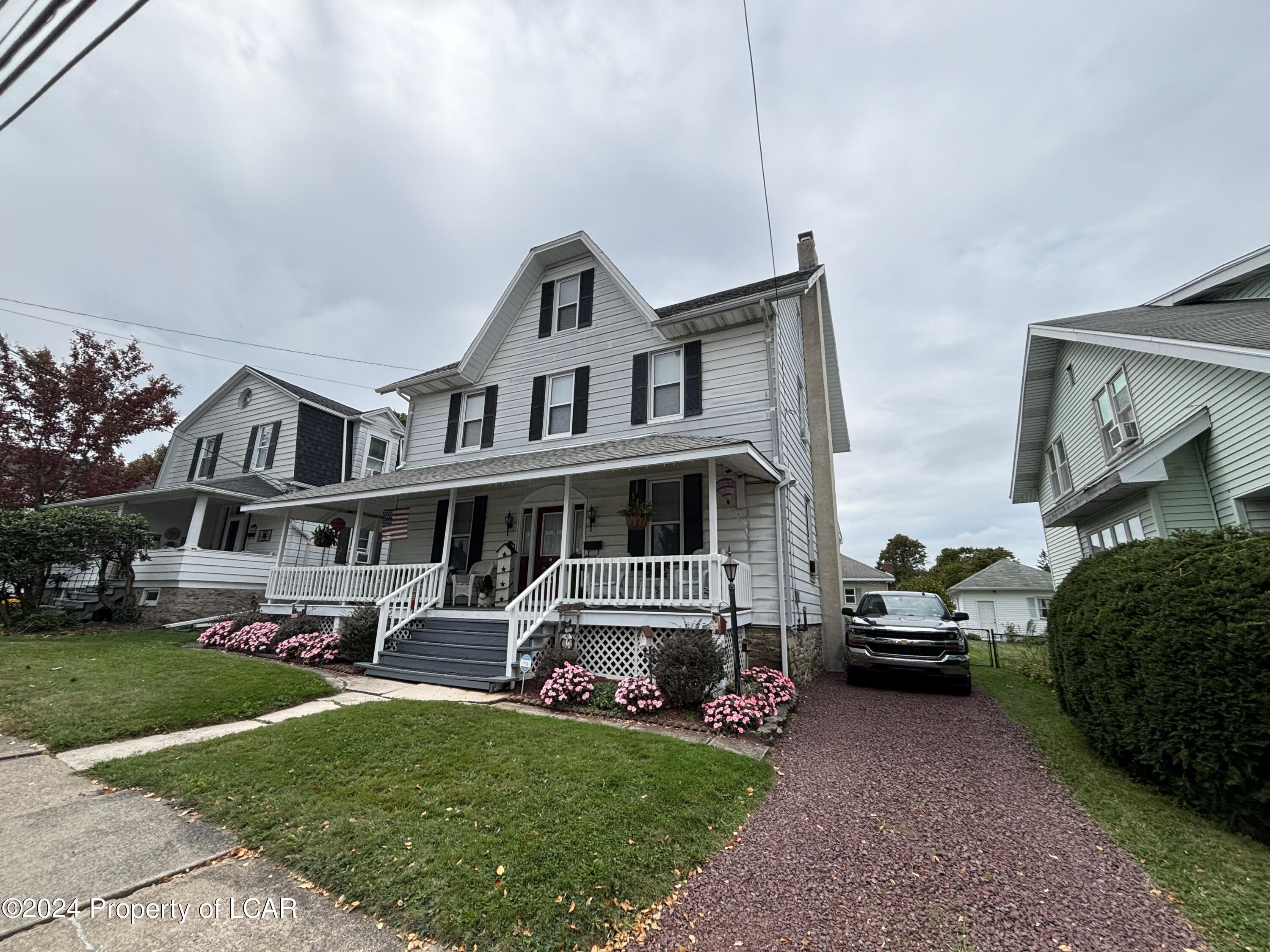 1008 S Birkbeck Street, Freeland, Pennsylvania image 3