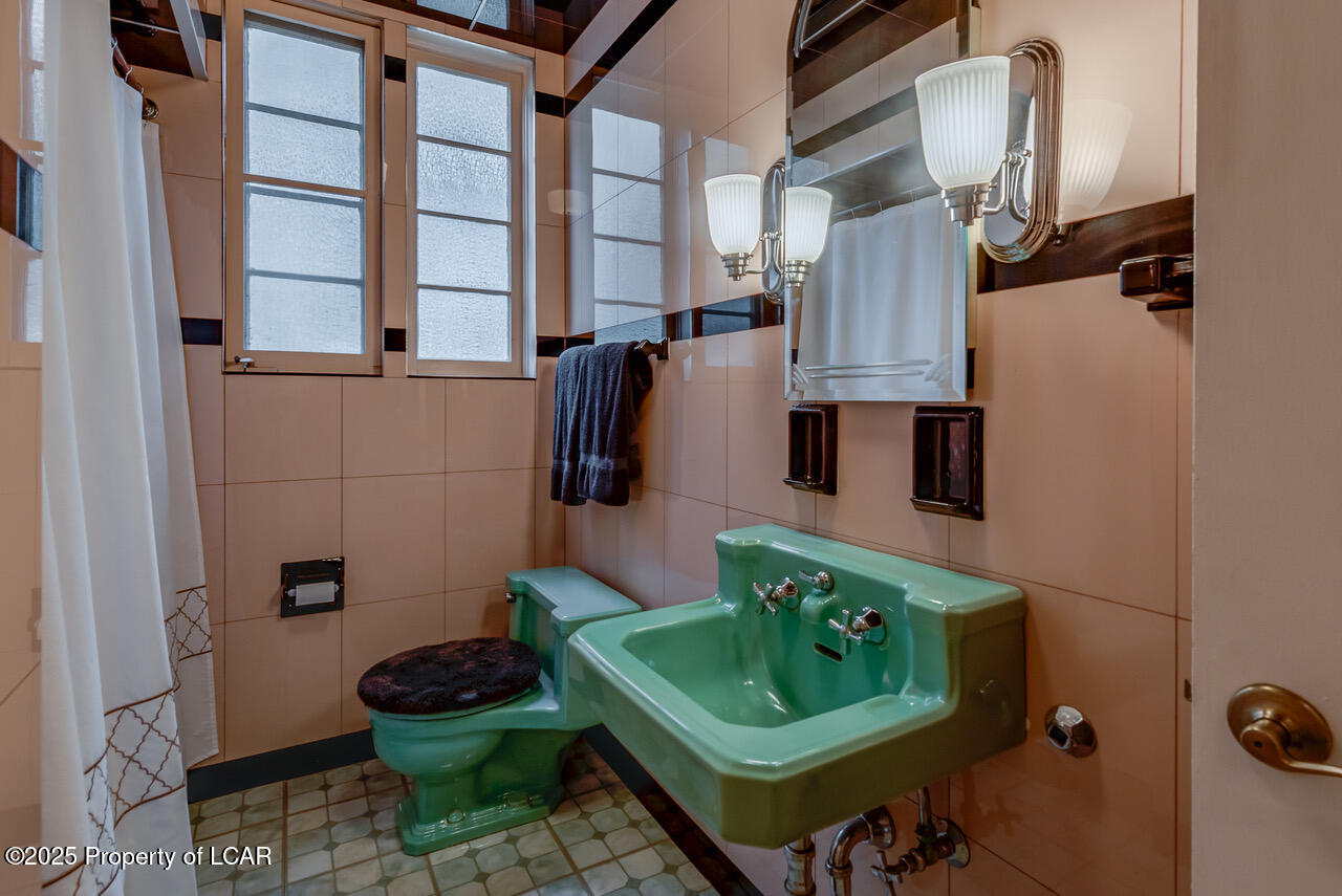 88 Butler Street, Kingston, Pennsylvania image 11