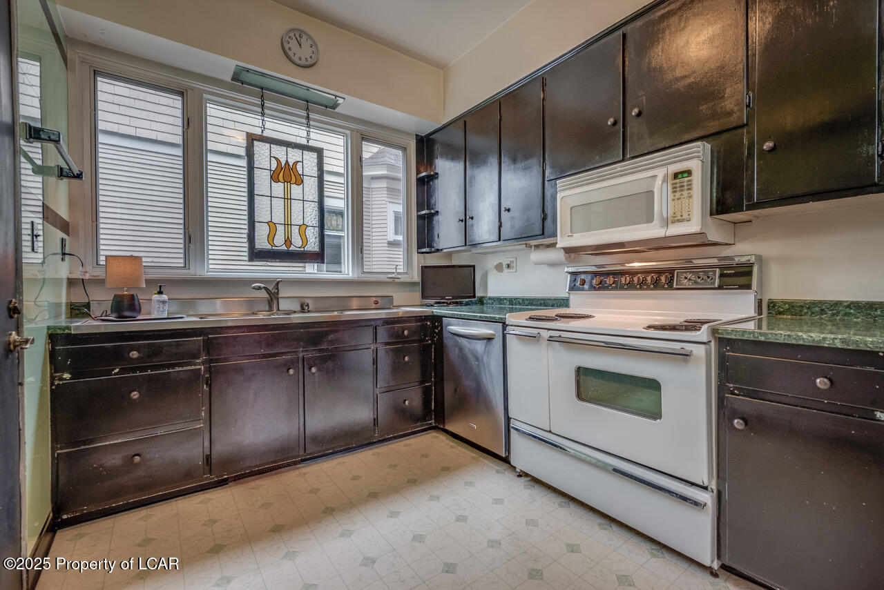 88 Butler Street, Kingston, Pennsylvania image 17