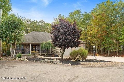 Homes For Sale - 24 Masters Lane<br/> Hazleton, PA 18202