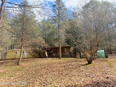 Homes For Sale - 229 2nd Street<br/> Harveys Lake, PA 18618