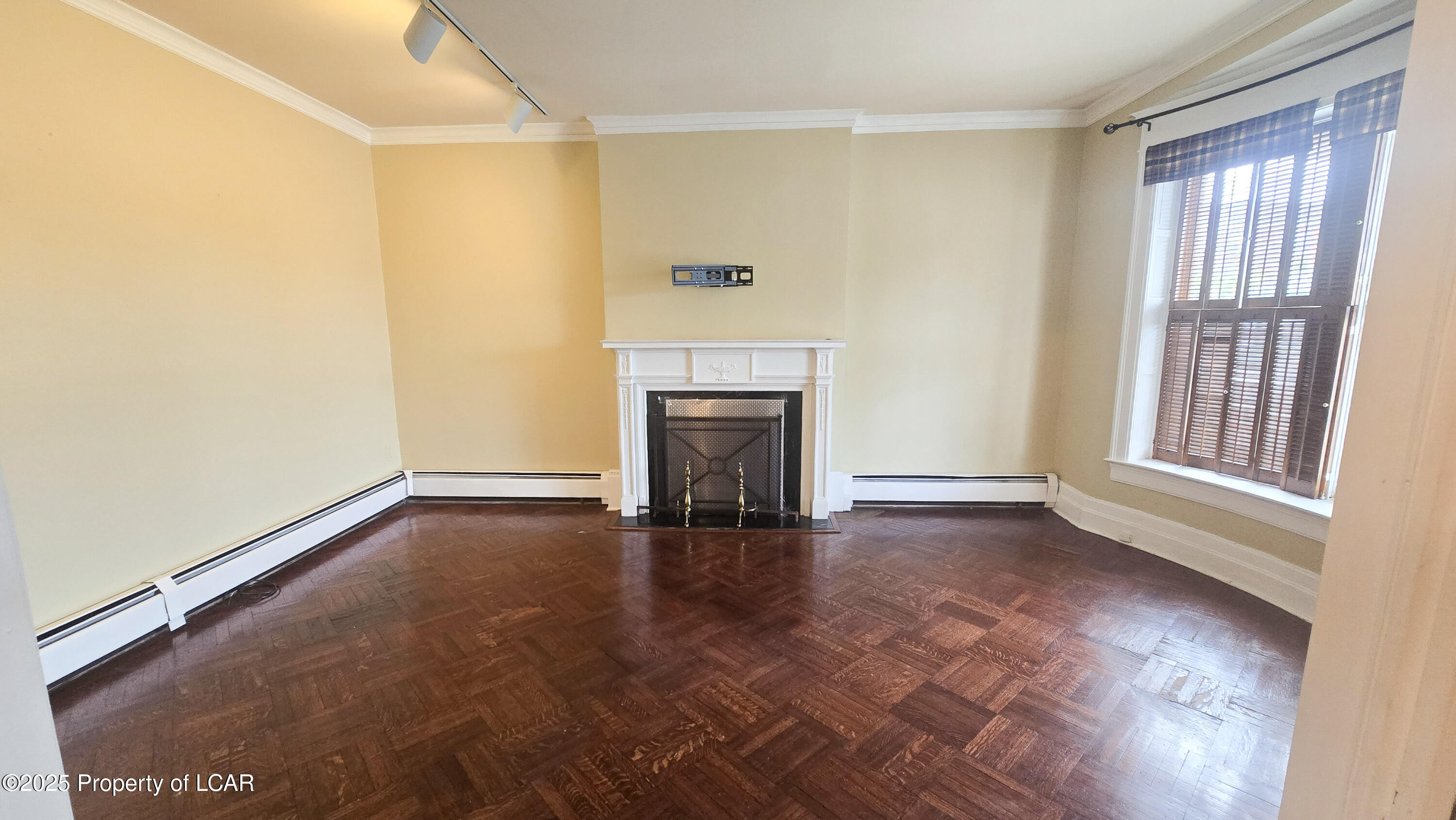 Wilkes-Barre, Pennsylvania 18701, United States, 2 Bedrooms Bedrooms, ,1 BathroomBathrooms,Residential,Active,224095