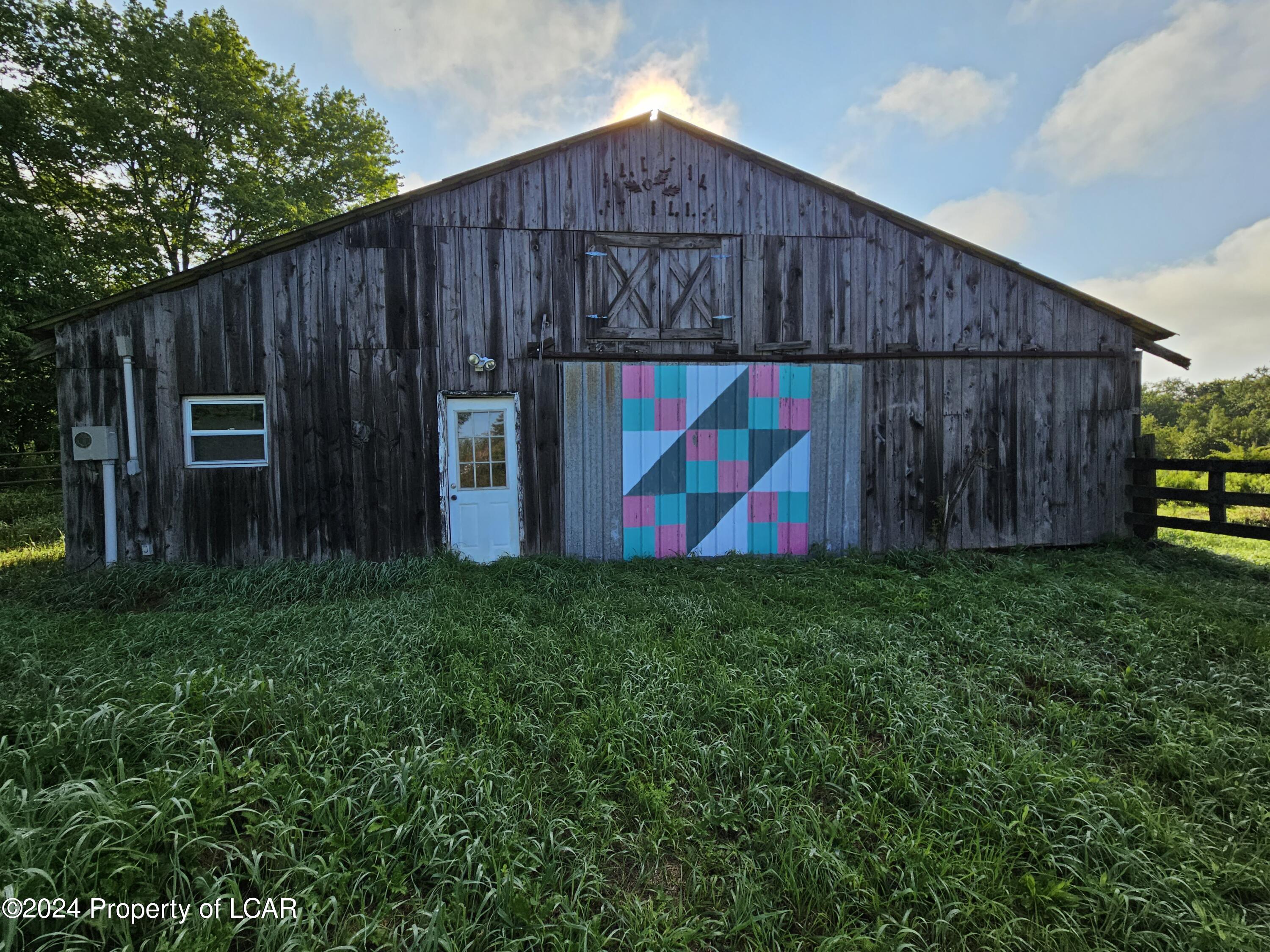 Bee Tree Road, Shickshinny, Pennsylvania image 15