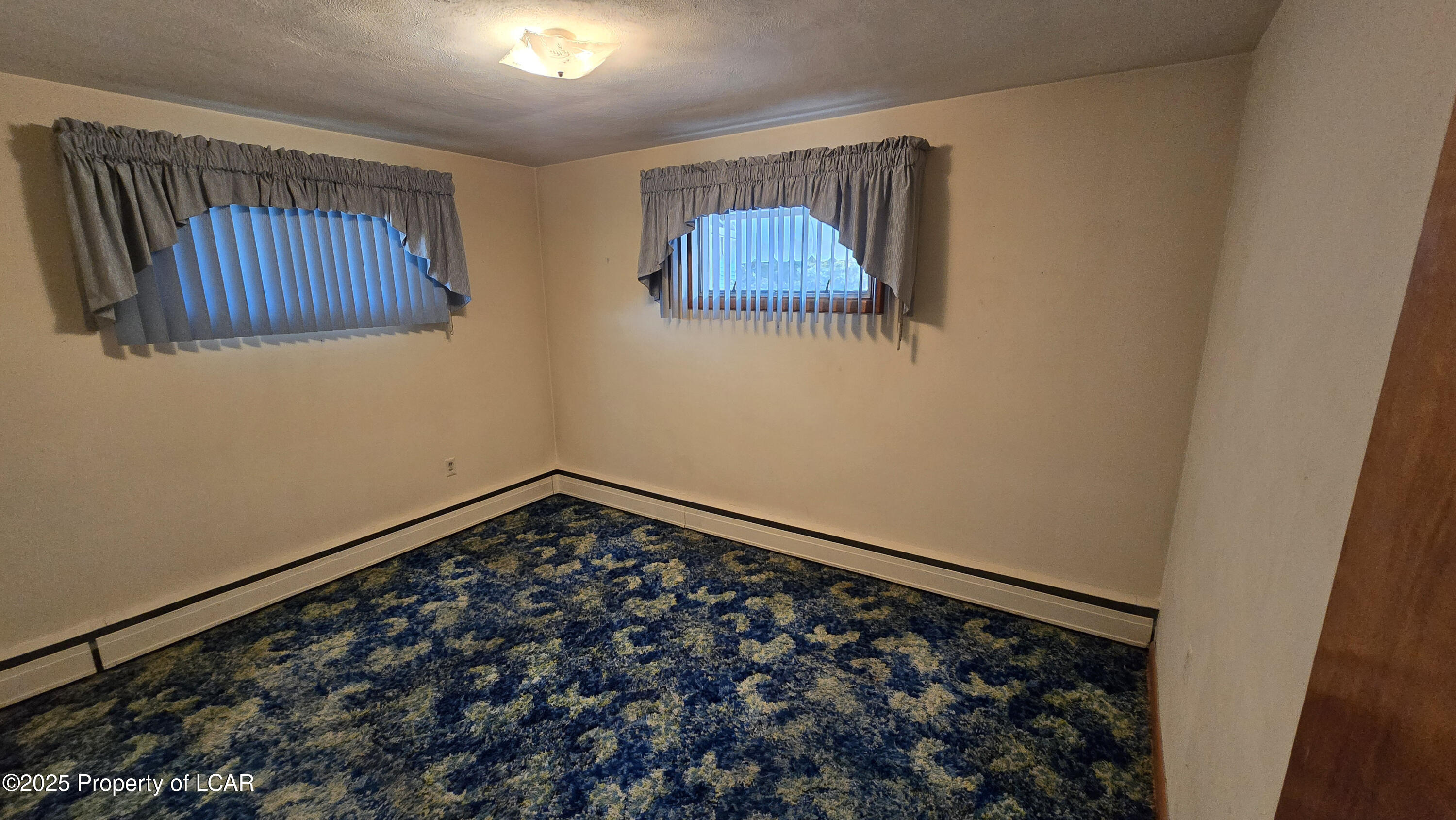 Swoyersville, Pennsylvania 18704, United States, 3 Bedrooms Bedrooms, ,2 BathroomsBathrooms,Residential,Active,217071