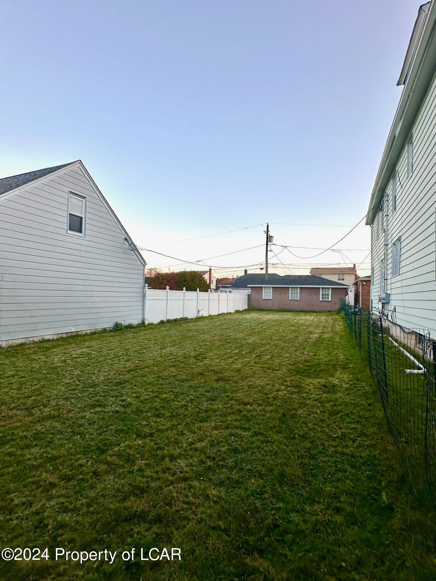 418 Rear Carleton Avenue, Hazleton, Pennsylvania image 6