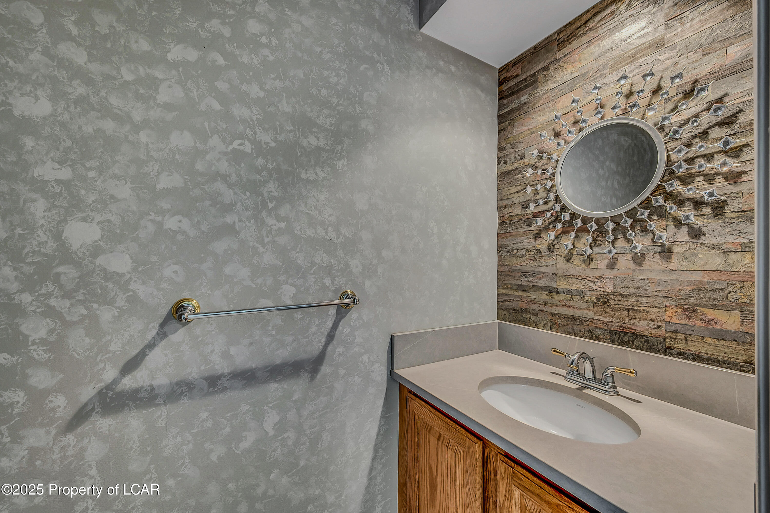 222 Hillside, Dallas, Alaska image 35