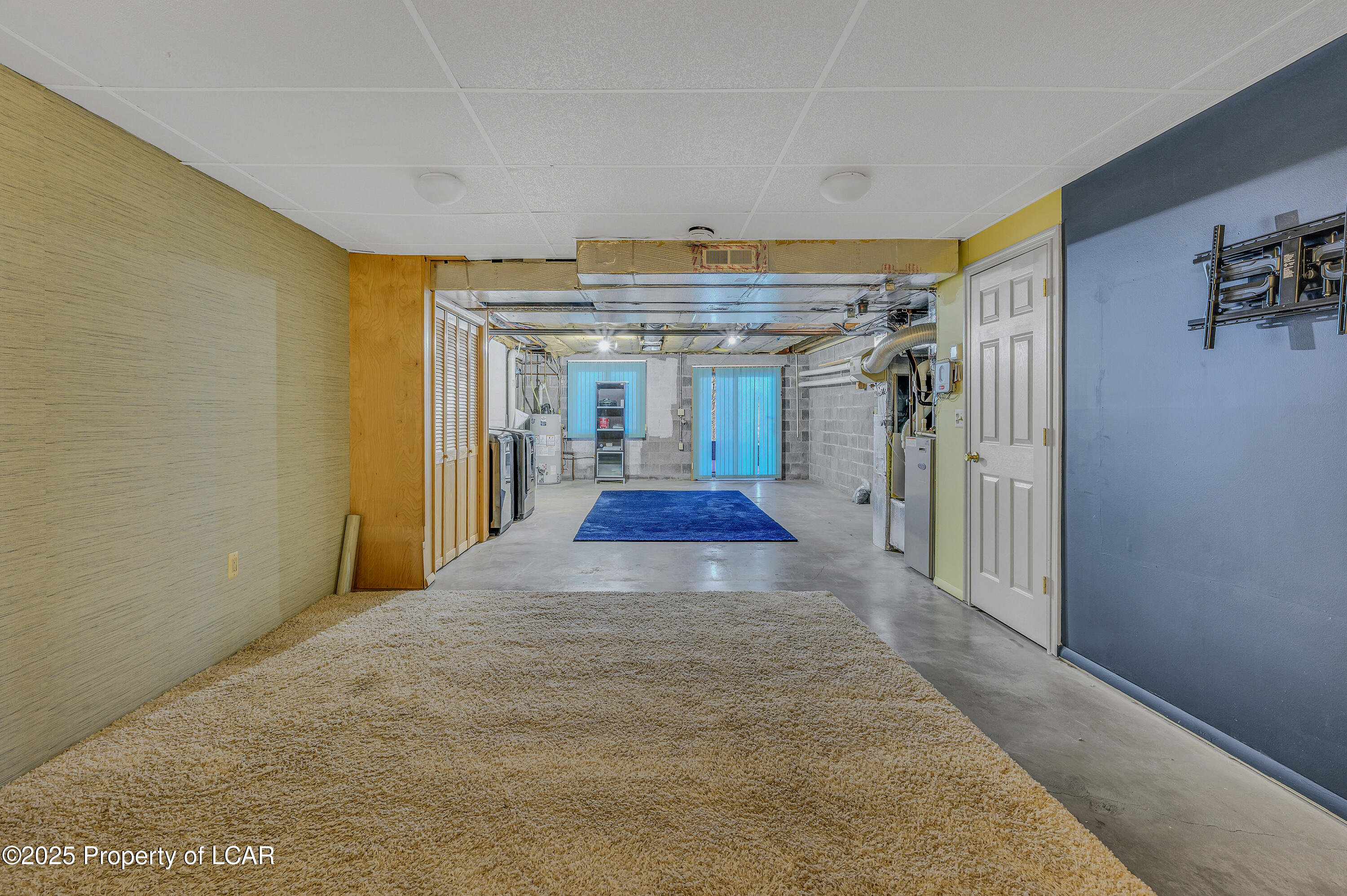 222 Hillside, Dallas, Alaska image 37