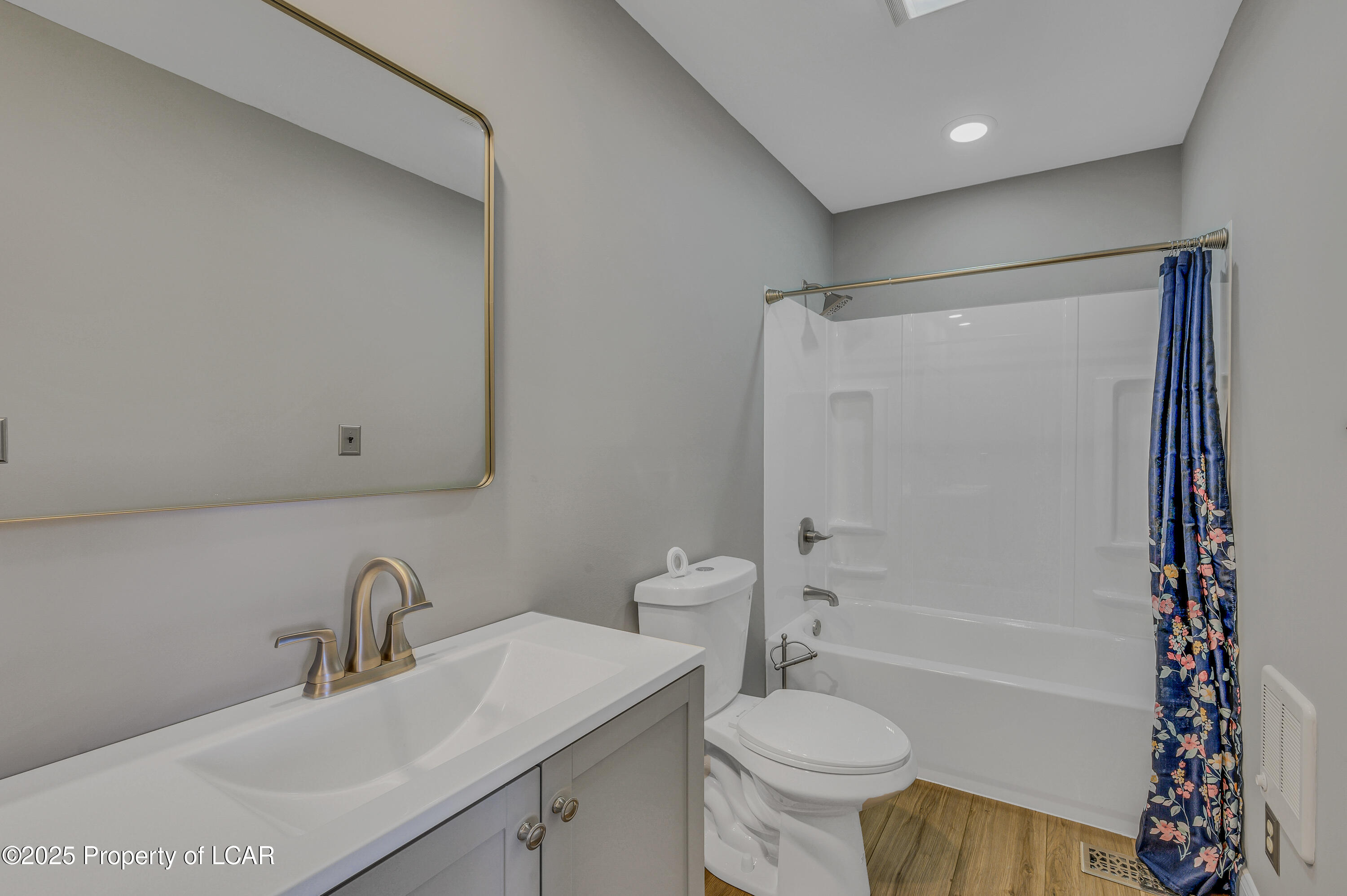 222 Hillside, Dallas, Alaska image 25