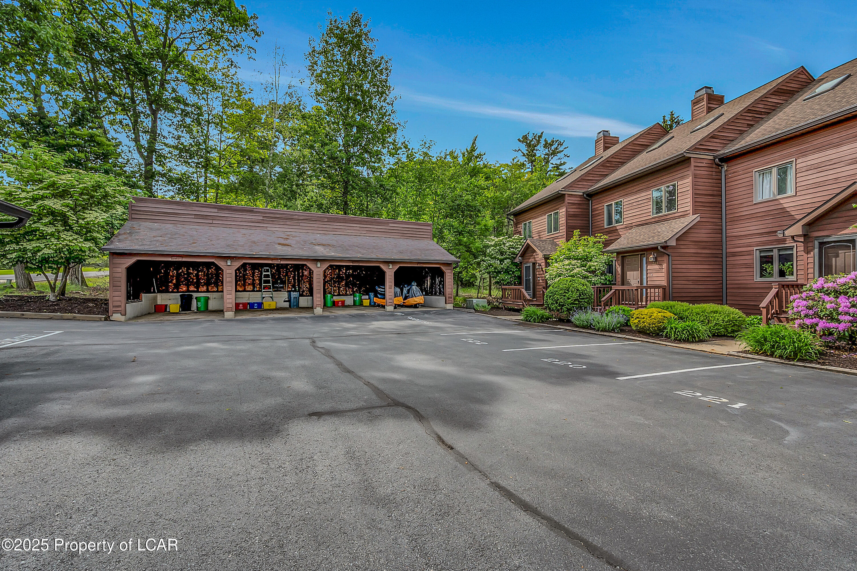 222 Hillside, Dallas, Alaska image 45