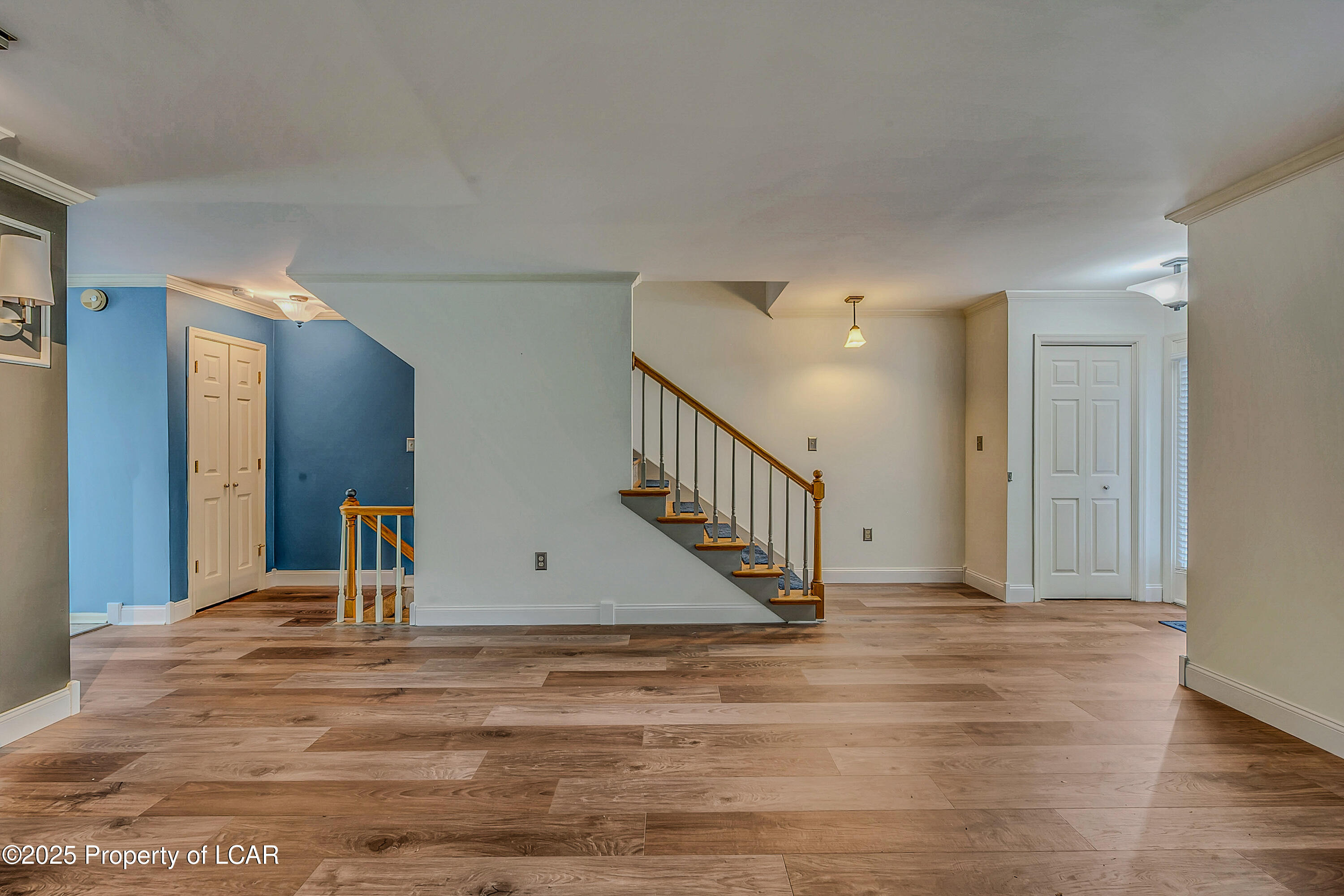 222 Hillside, Dallas, Alaska image 6