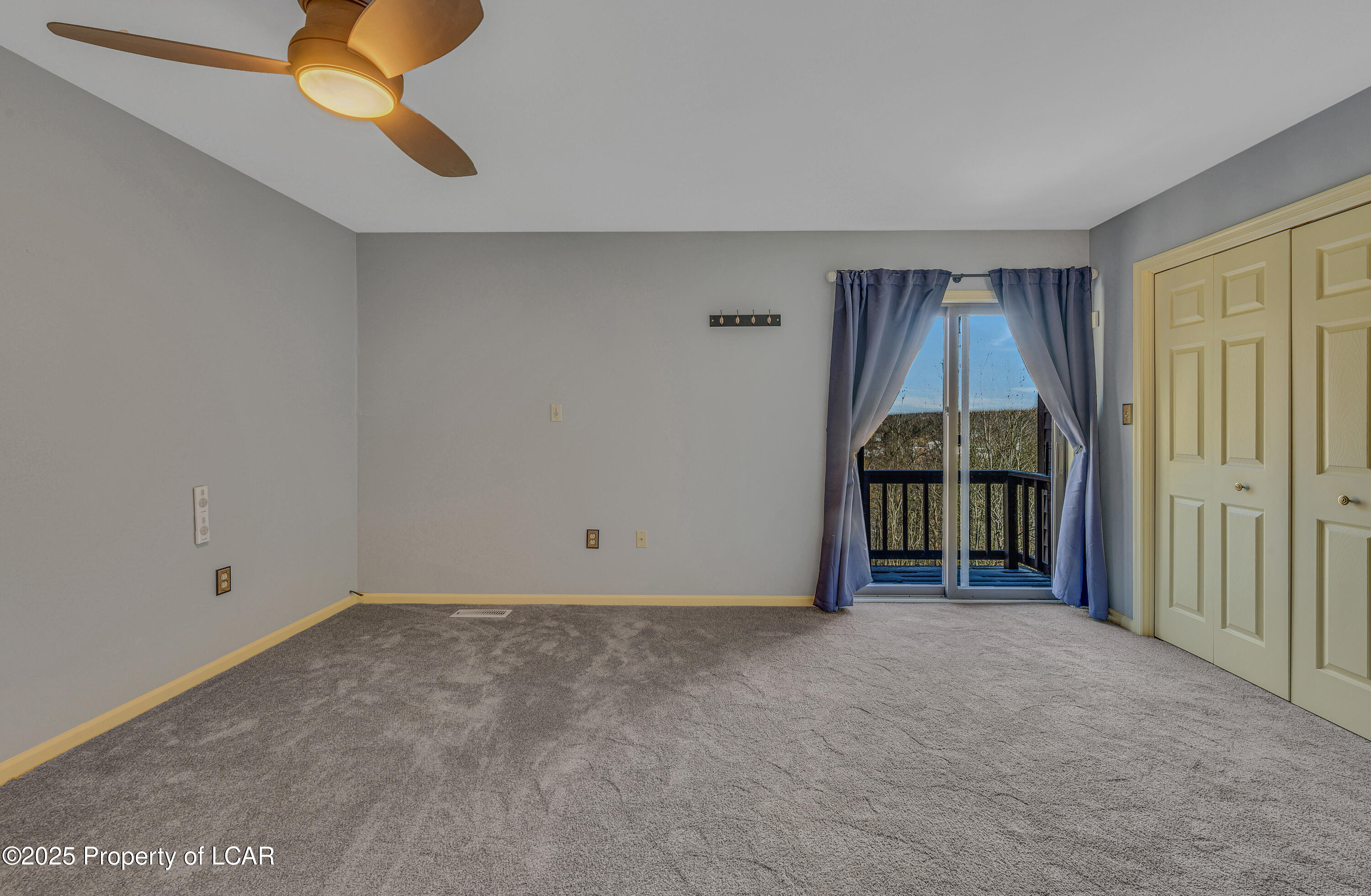 222 Hillside, Dallas, Alaska image 27