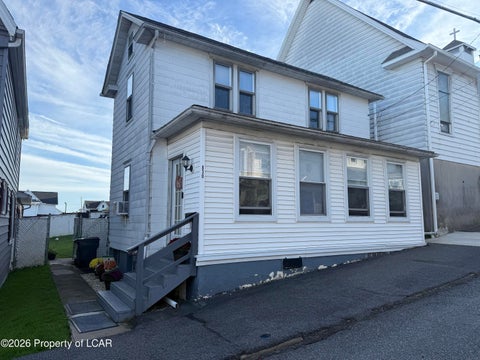 Homes For Sale - 830 Walnut Street<br/> Luzerne County, Freeland, PA 18224