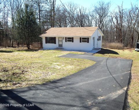 Homes For Sale - 439 Woodlawn Avenue<br/> Mountain Top, PA 18707