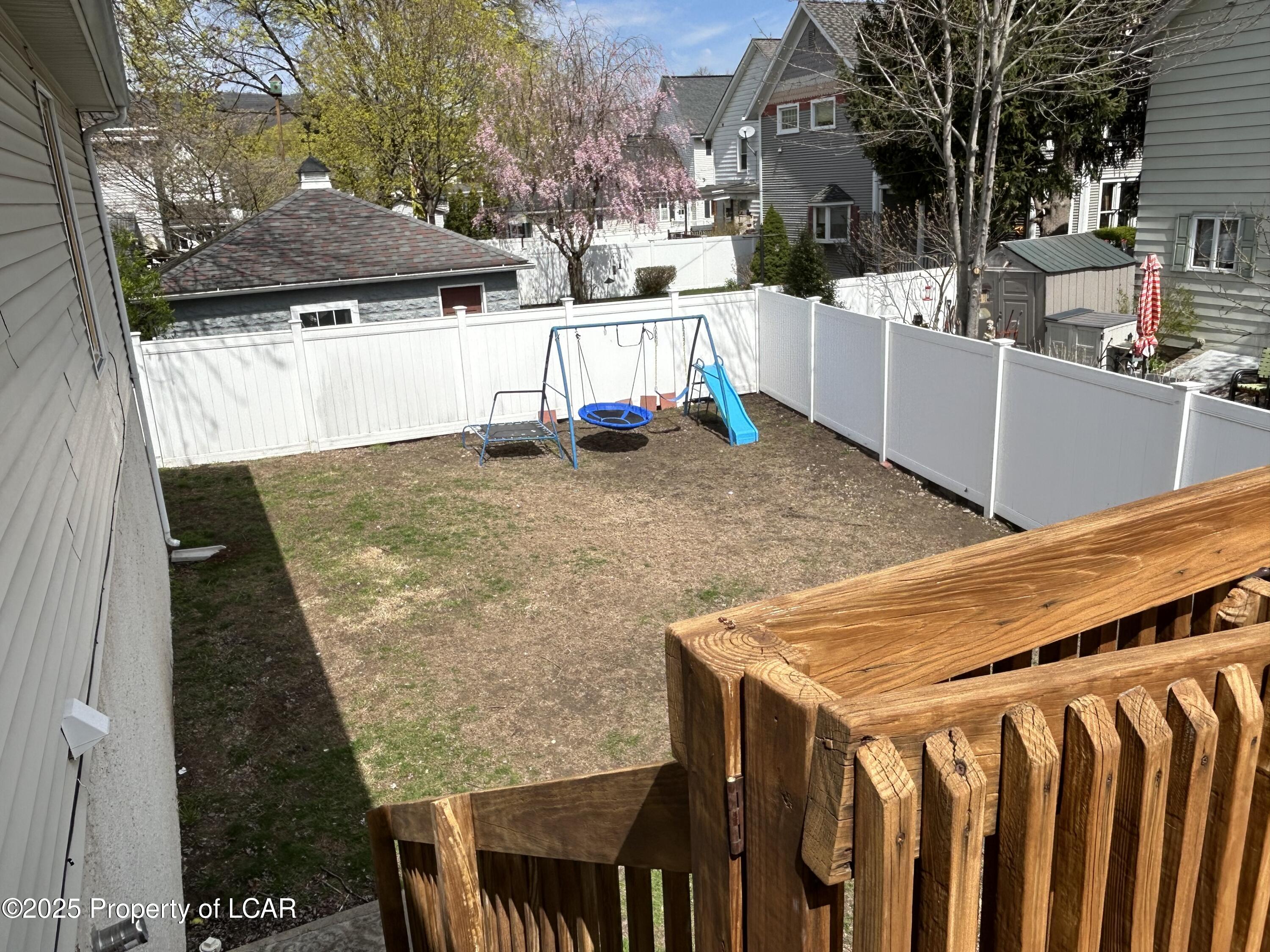 611 E Dennison Street, West Pittston, Texas image 37