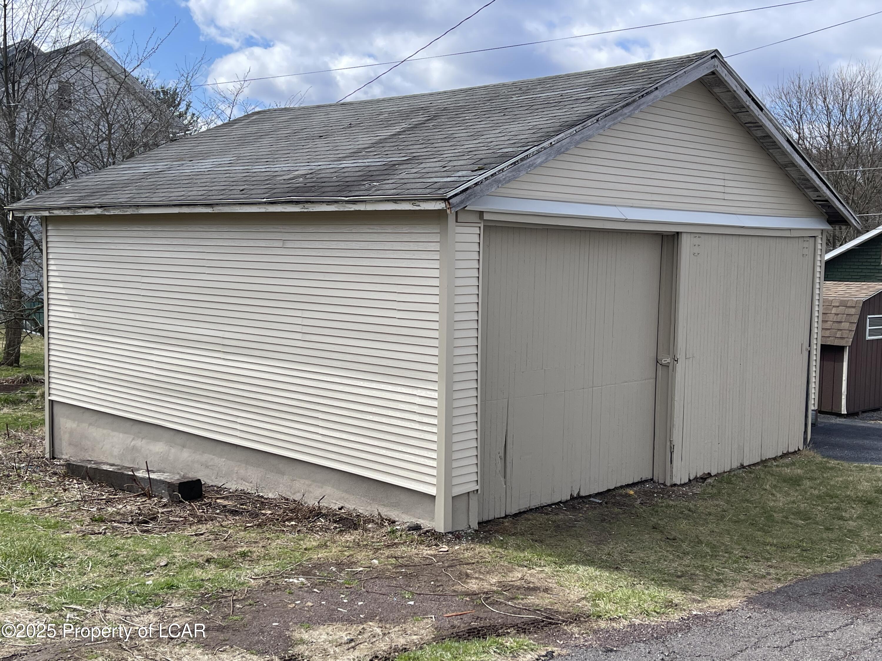 211 3rd Street, Weatherly, Pennsylvania image 24