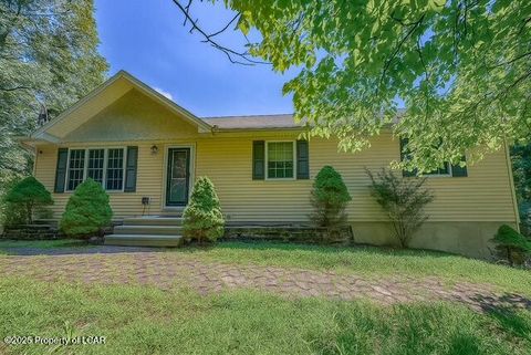 Homes For Sale - 36 Bentwood Road<br/> Drums, PA 18222