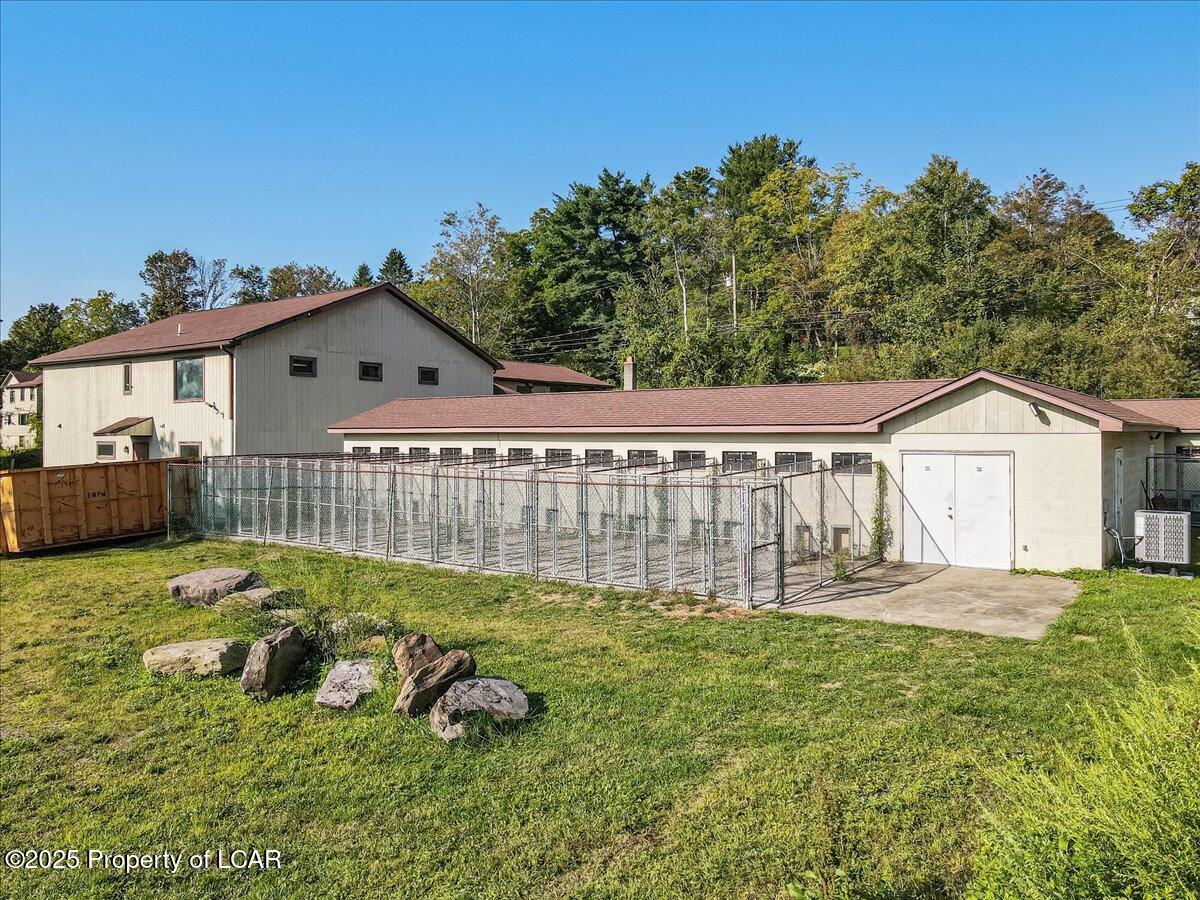 Dallas, Pennsylvania 18612, United States, ,Commercial,Active,207805