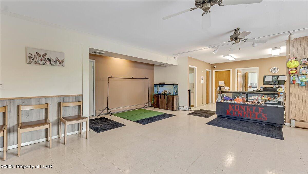 Dallas, Pennsylvania 18612, United States, ,Commercial,Active,207805