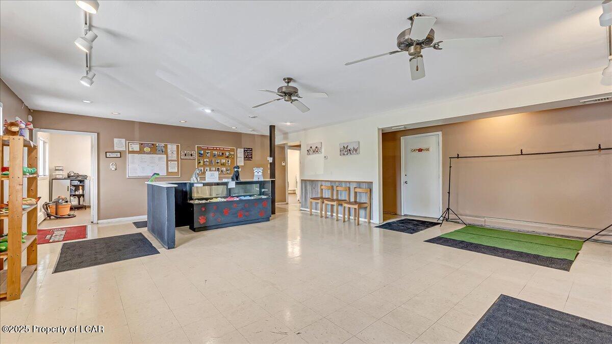 Dallas, Pennsylvania 18612, United States, ,Commercial,Active,207805