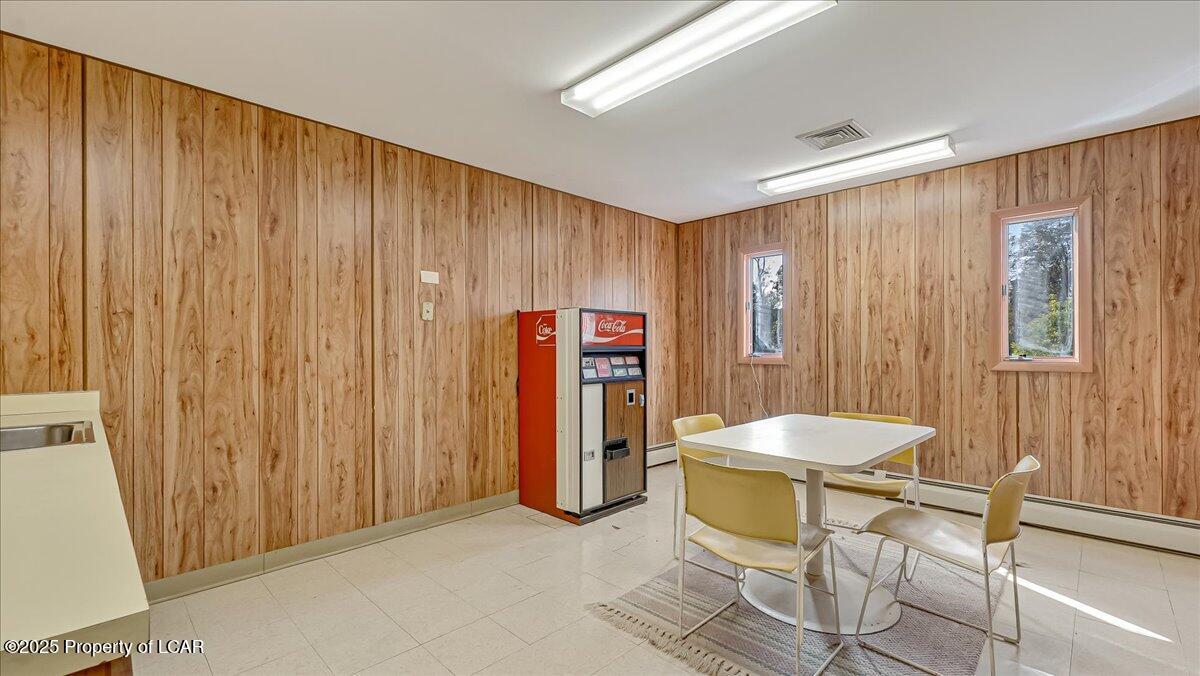 Dallas, Pennsylvania 18612, United States, ,Commercial,Active,207805