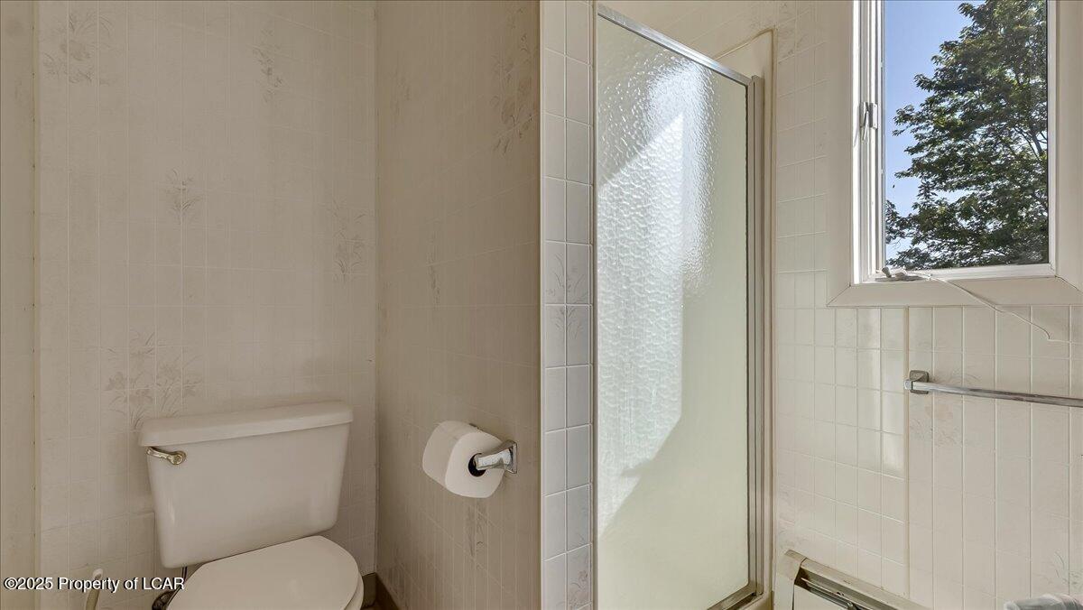 Dallas, Pennsylvania 18612, United States, ,Commercial,Active,207805