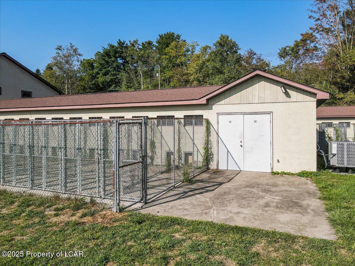 Dallas, Pennsylvania 18612, United States, ,Commercial,Active,207805