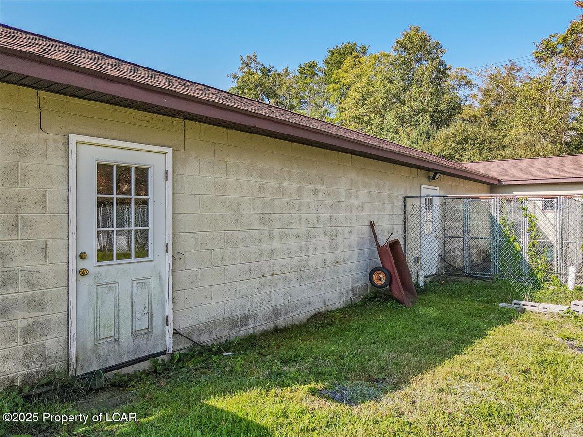 Dallas, Pennsylvania 18612, United States, ,Commercial,Active,207805