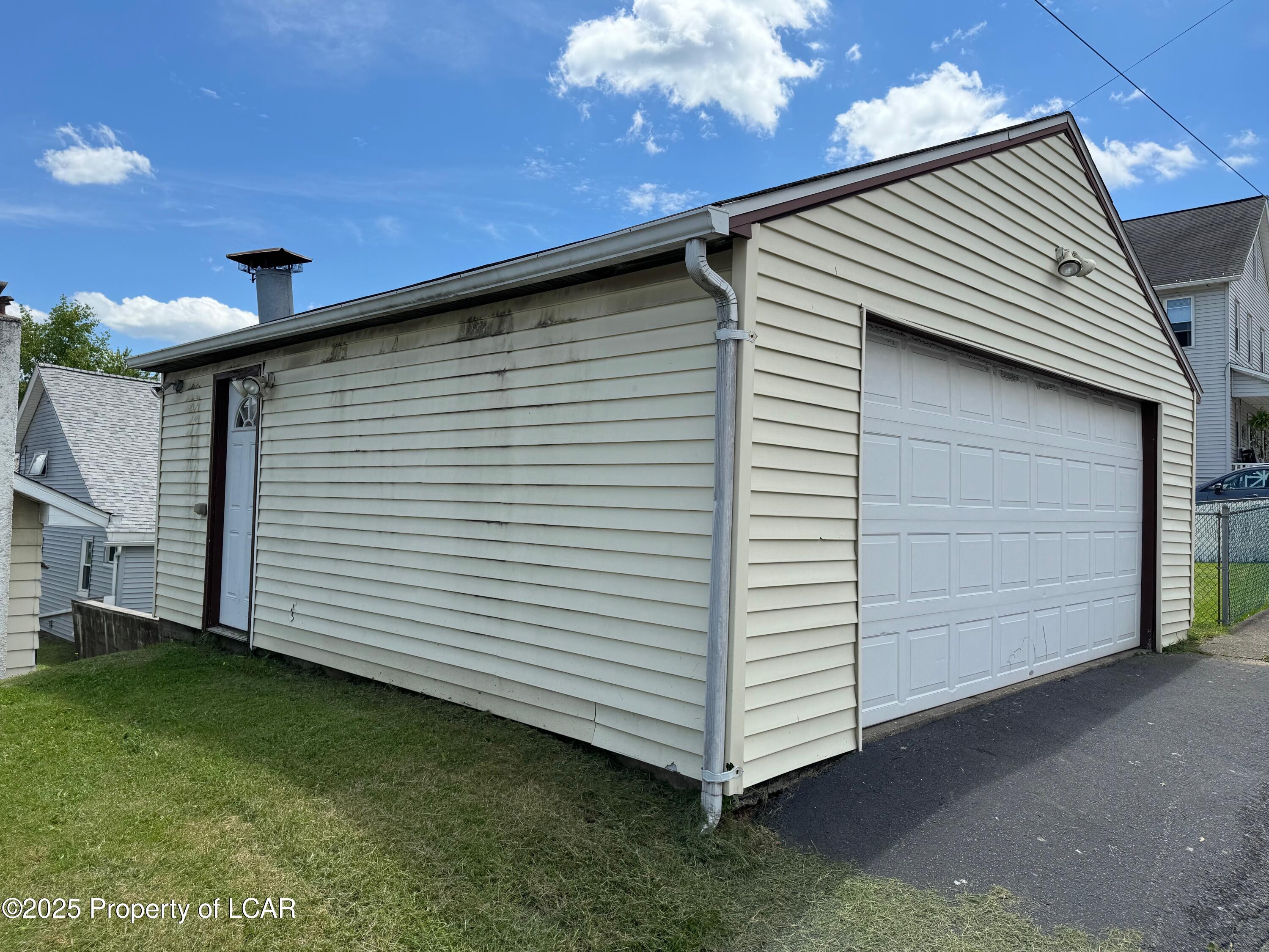 39 Tompkins Street, Pittston, Idaho image 4