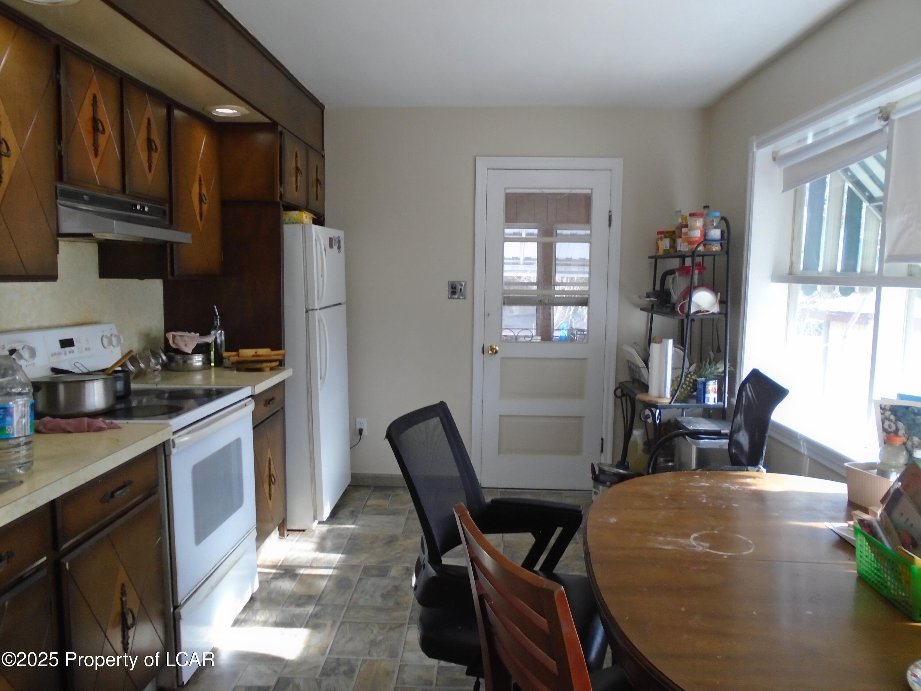 26 Litchey Drive, Wilkes-Barre, Alaska image 4