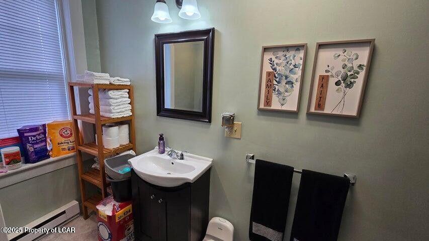 Plymouth, Pennsylvania 18651, United States, 2 Bedrooms Bedrooms, ,1 BathroomBathrooms,Residential,Active,231423