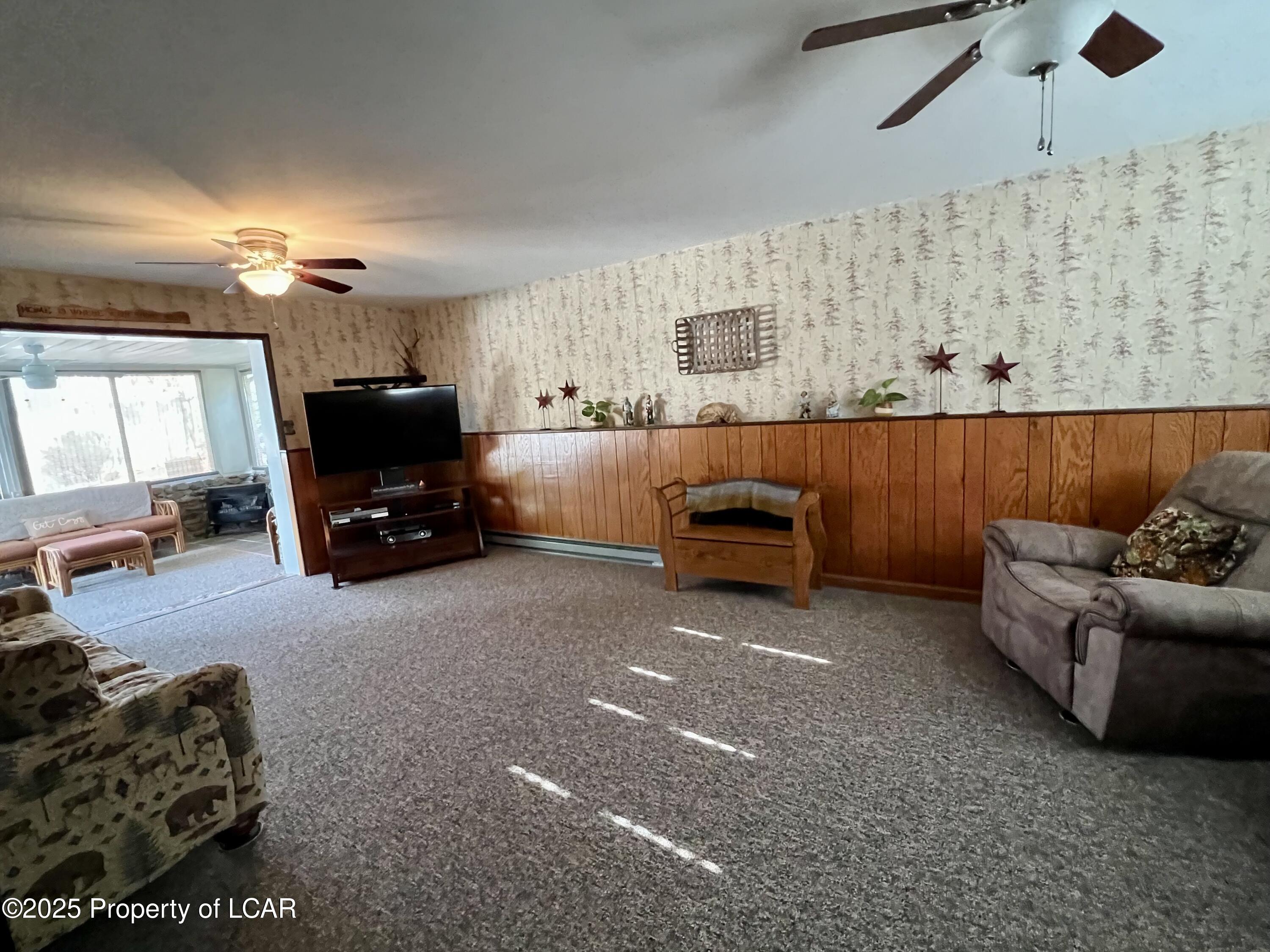 756 Garibaldi Court, Hazleton, Idaho image 9