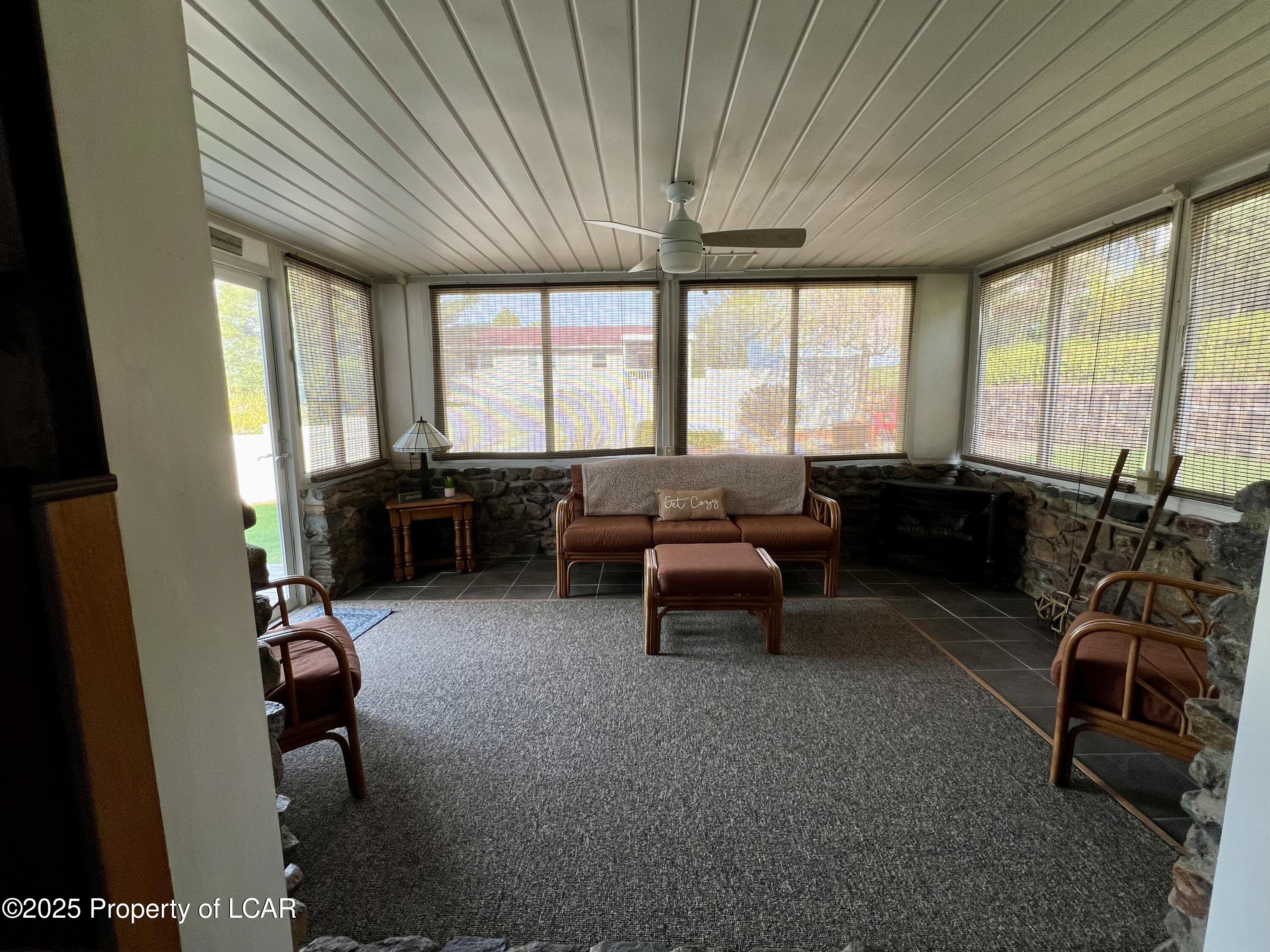 756 Garibaldi Court, Hazleton, Idaho image 15