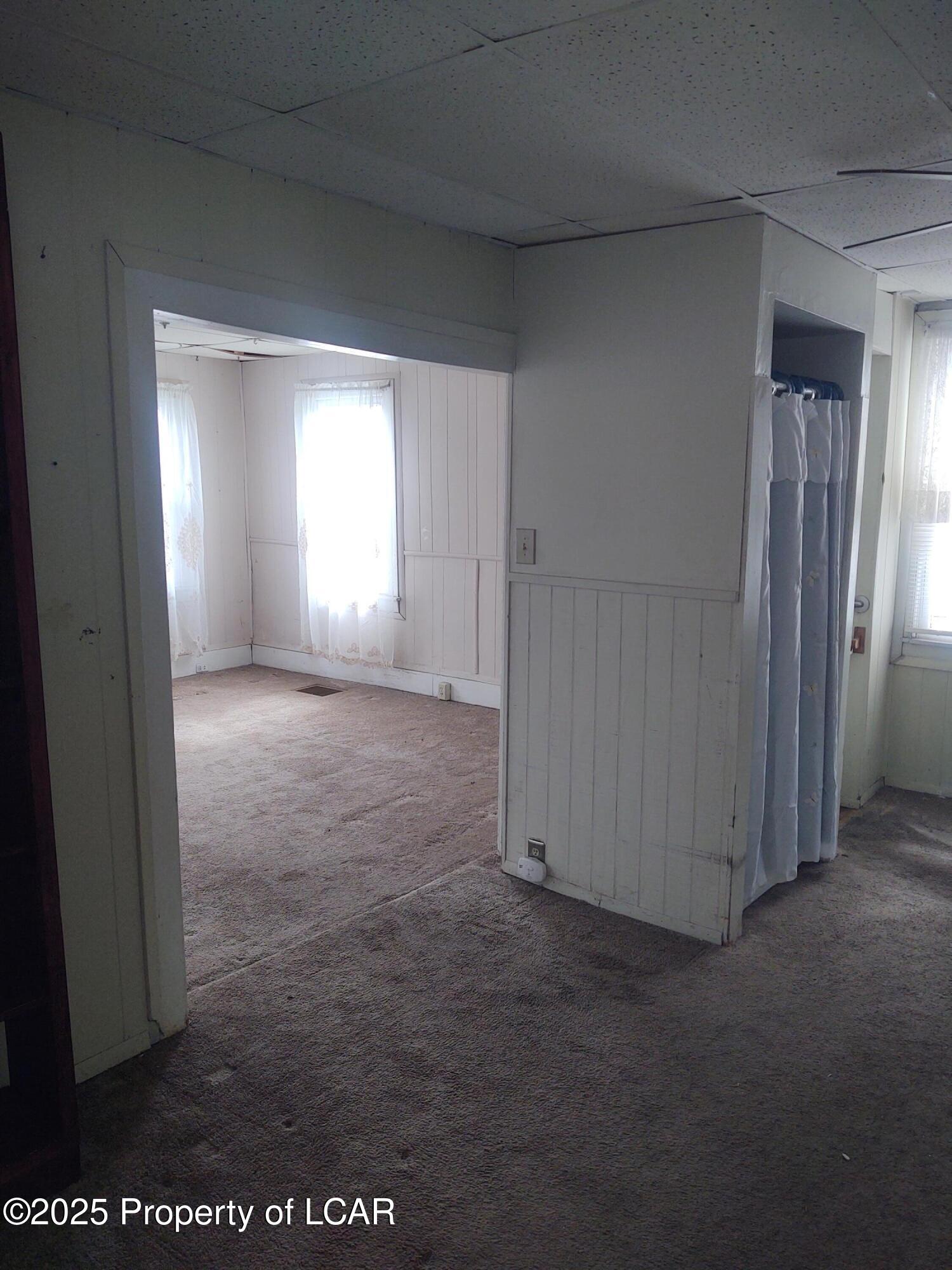 412 Charles Street #F5, Luzerne, Idaho image 17