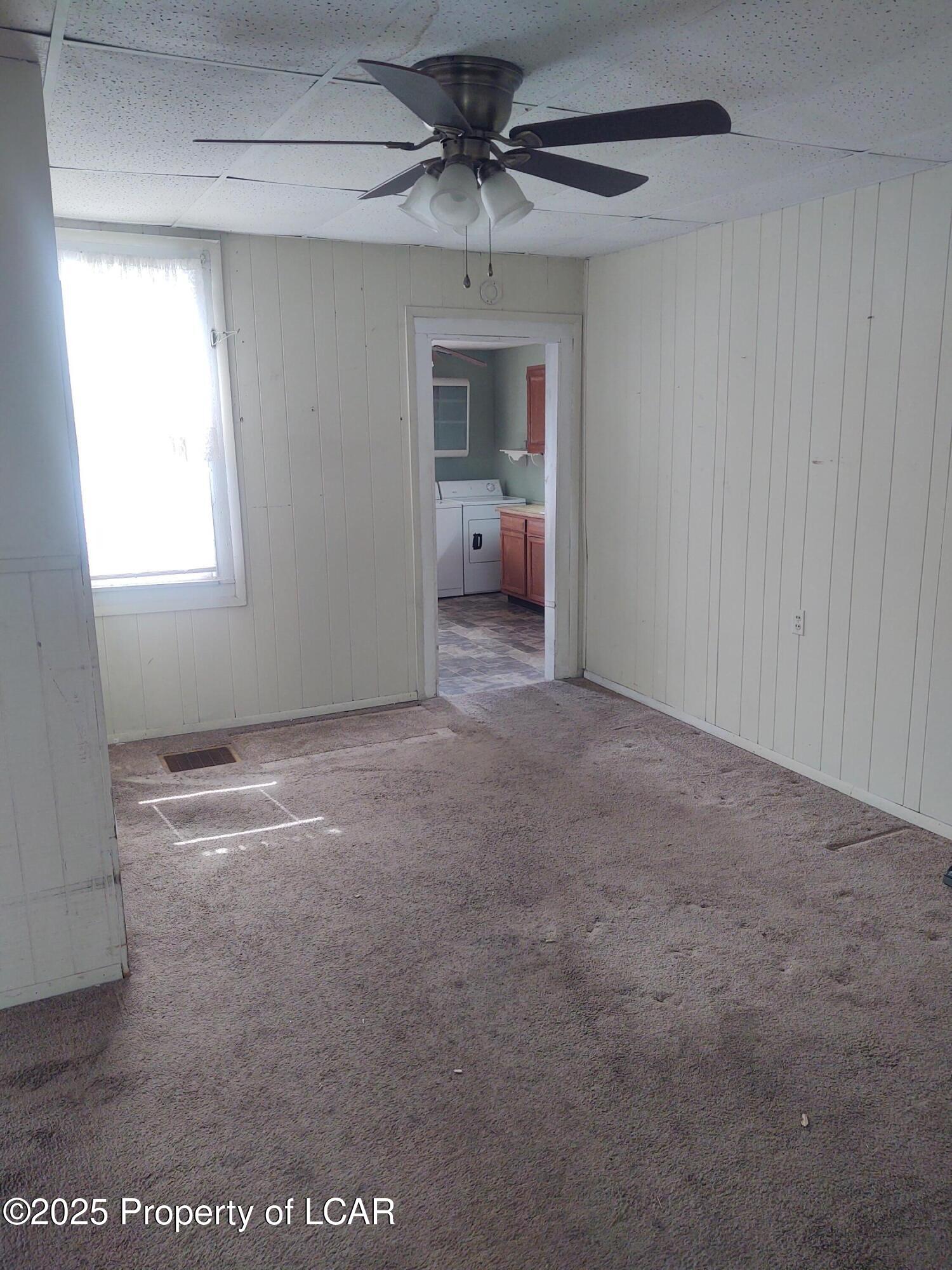 412 Charles Street #F5, Luzerne, Idaho image 18
