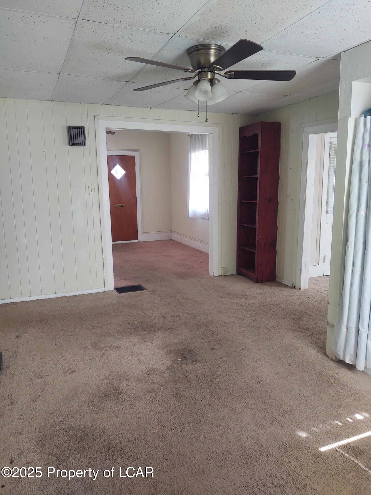 412 Charles Street #F5, Luzerne, Idaho image 15