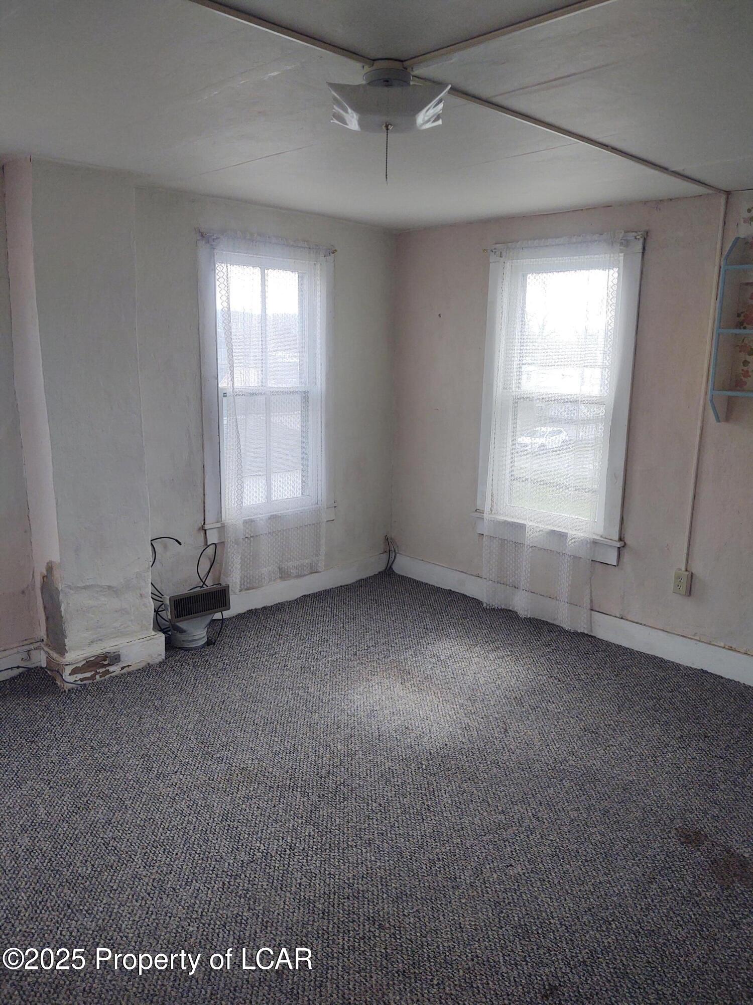 412 Charles Street #F5, Luzerne, Idaho image 26