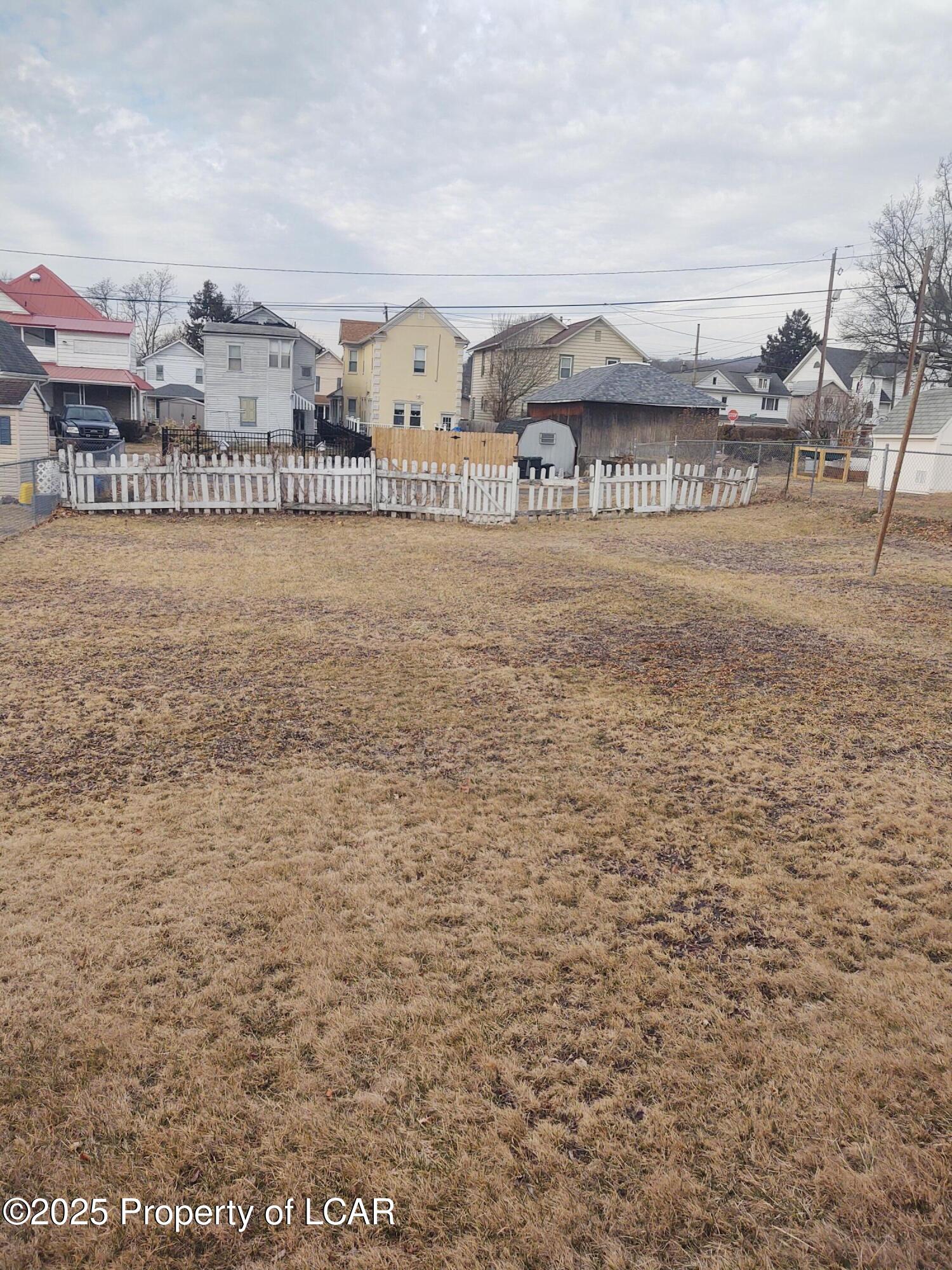 412 Charles Street #F5, Luzerne, Idaho image 11