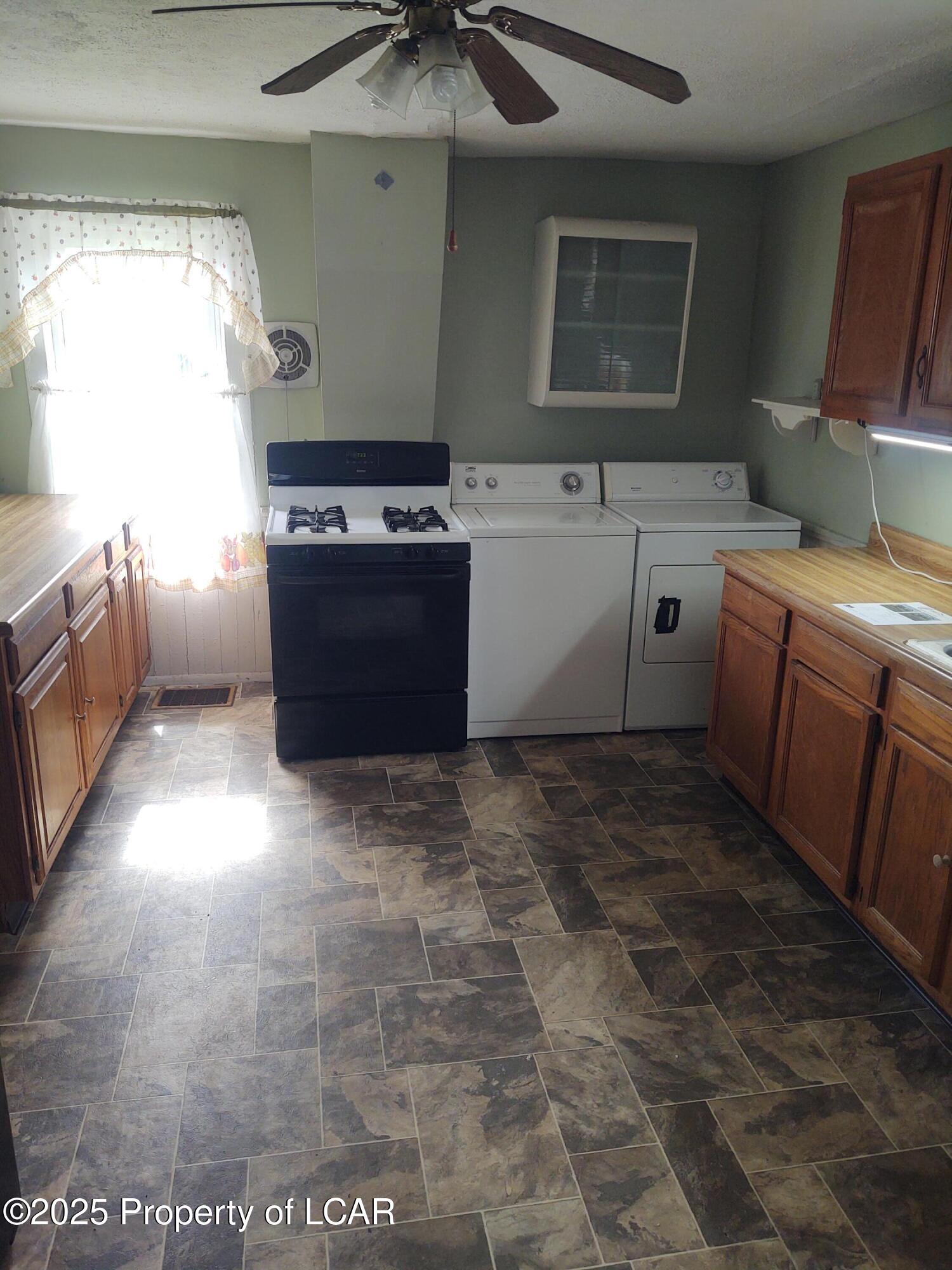 412 Charles Street #F5, Luzerne, Idaho image 21
