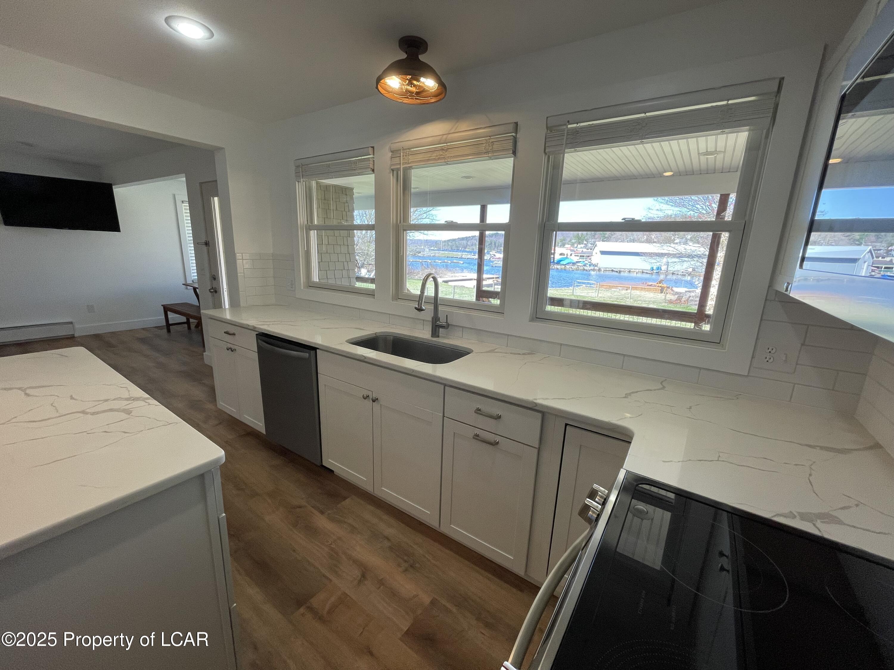 54 E Old Lake Road Rd, Harveys Lake, Alaska image 10