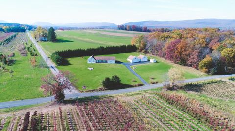 Homes For Sale - 50 Mill Hill Road<br/> Sugarloaf, PA 18249