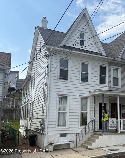 Multifamily For Sale - 224 Pitt Street<br/> Tamaqua, PA 18252