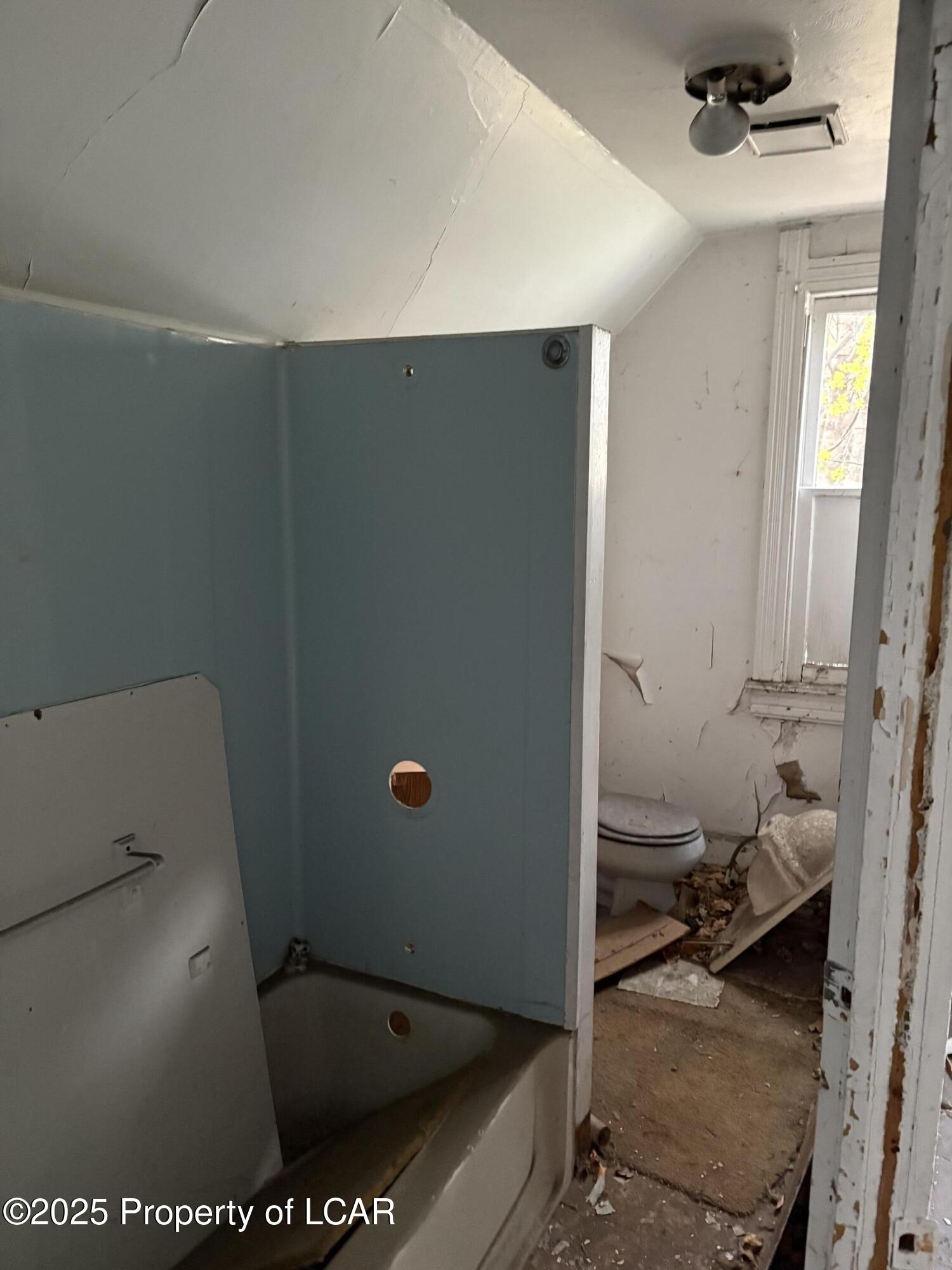 81 W Hill Street, Wilkes-Barre, Texas image 17